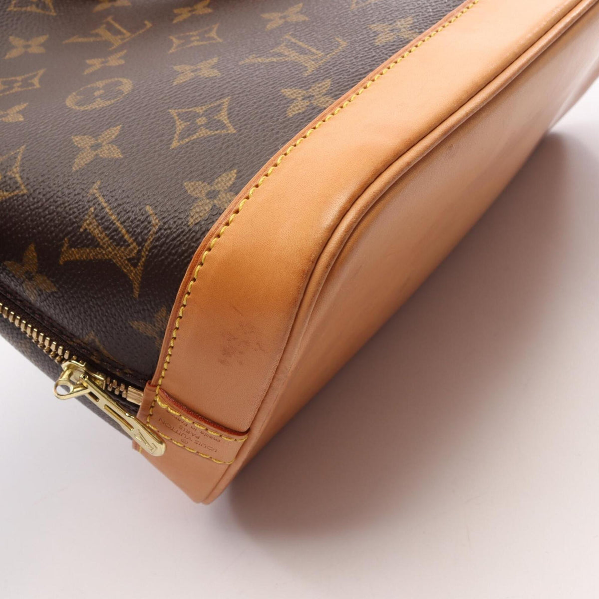 Louis Vuitton Brown Monogram Monogram Leather Handbag (Pre-Owned)