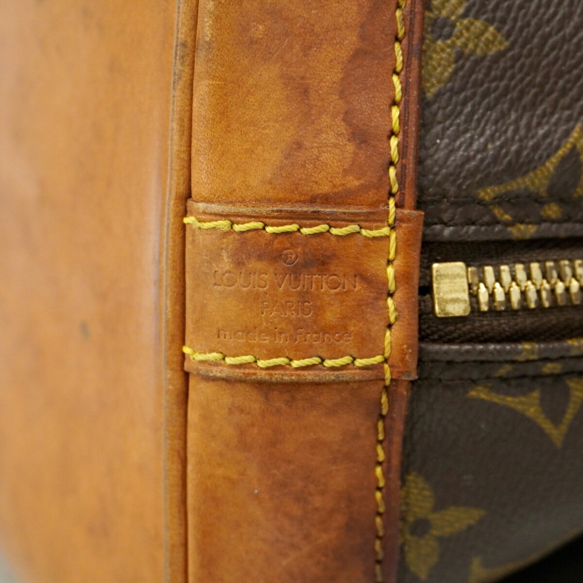 Louis Vuitton Brown Handbag (Pre-Owned)
