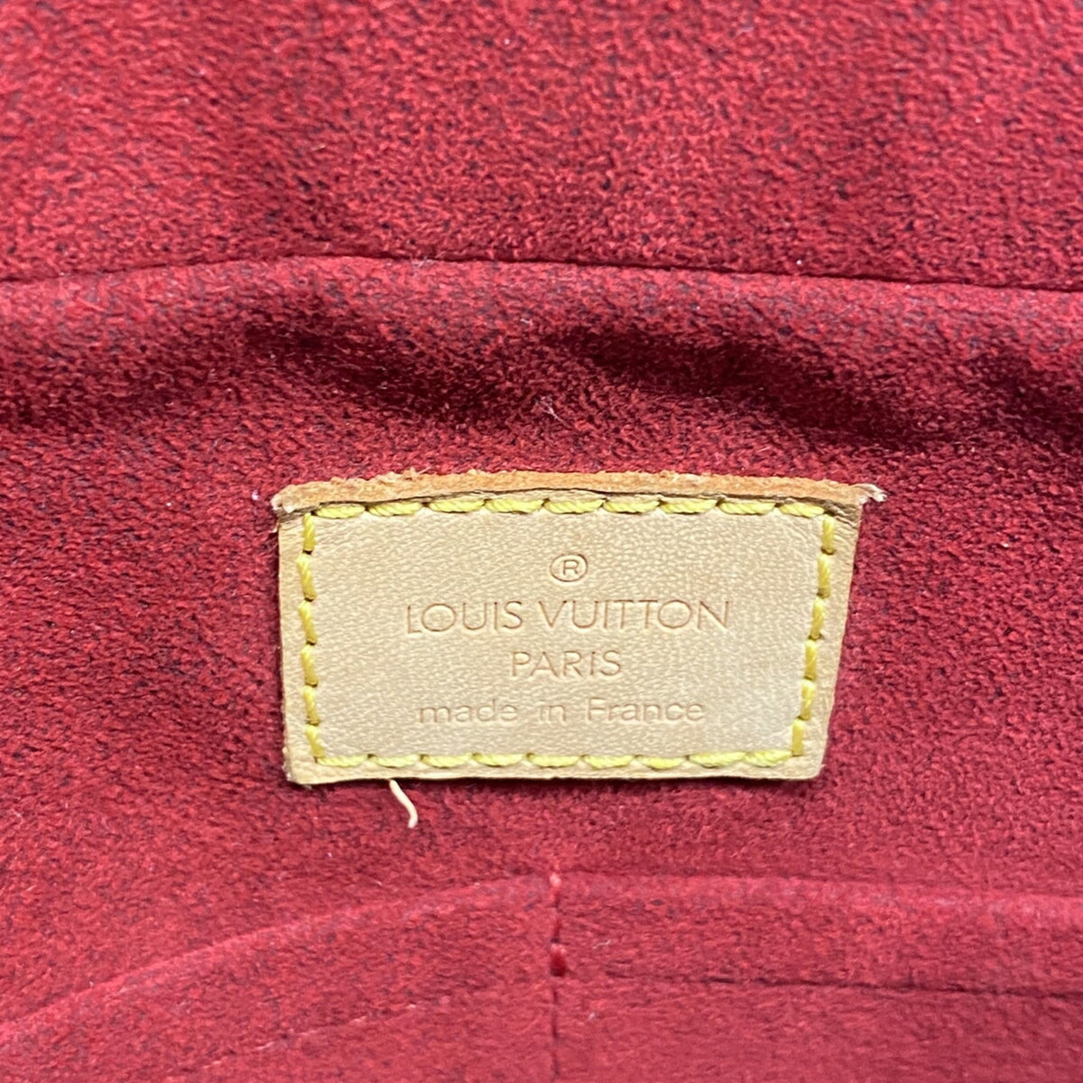 Louis Vuitton Brown Shoulder Bag (Pre-Owned)