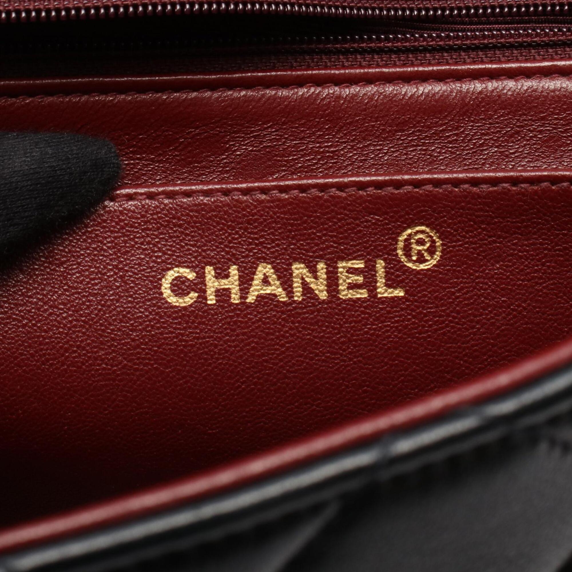 Chanel Black Leather Handbag Shoulder Bag (Pre-Owned)