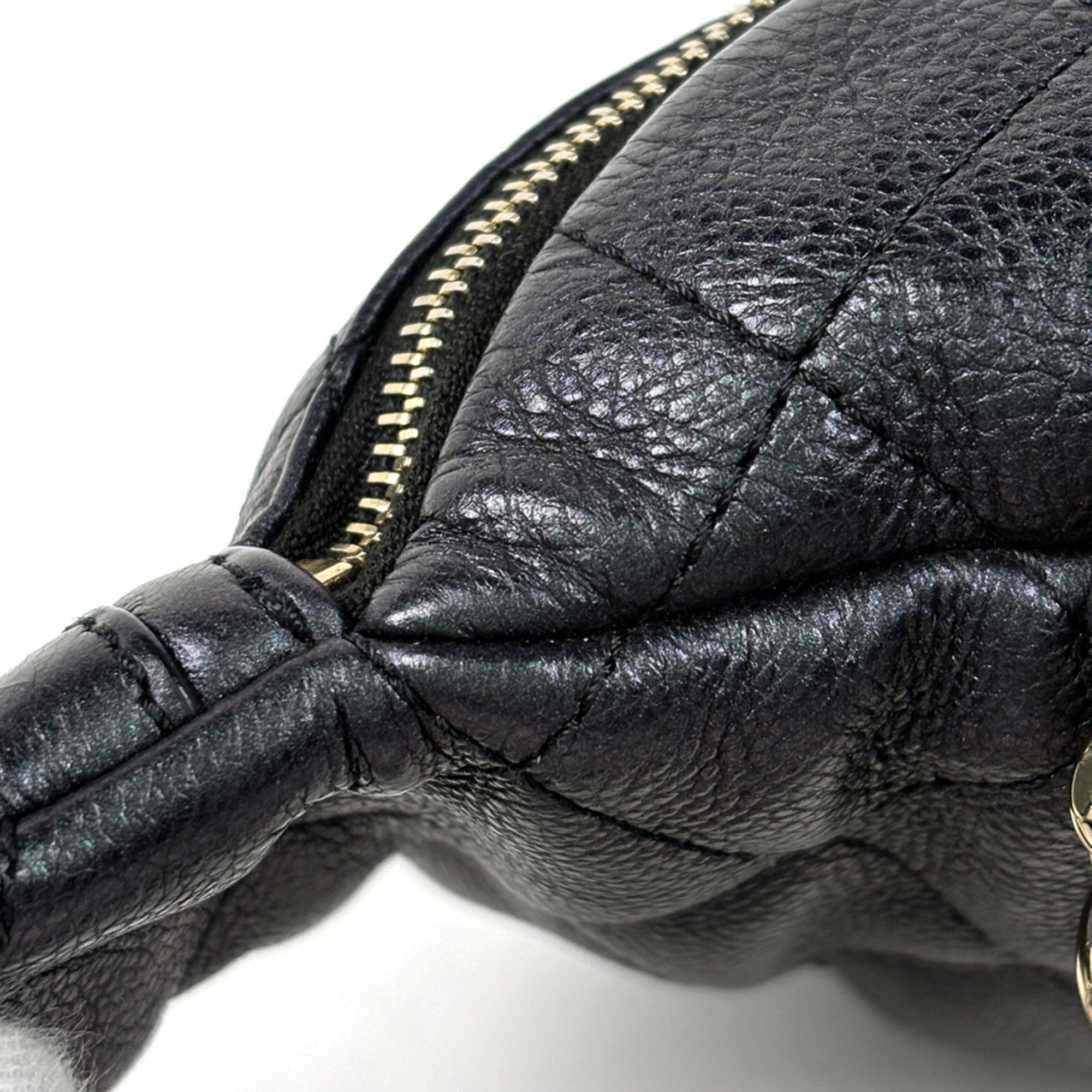 Chanel Black Grained Calfskin Sling Bag (Pre-Owned)