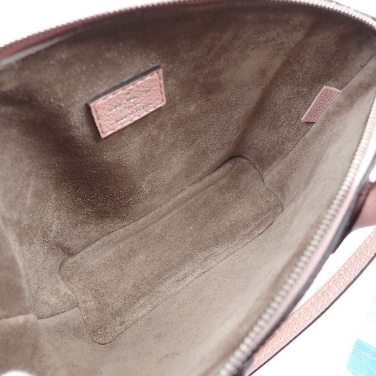 Louis Vuitton Magnolia Leather Shoulder Bag (Pre-Owned)