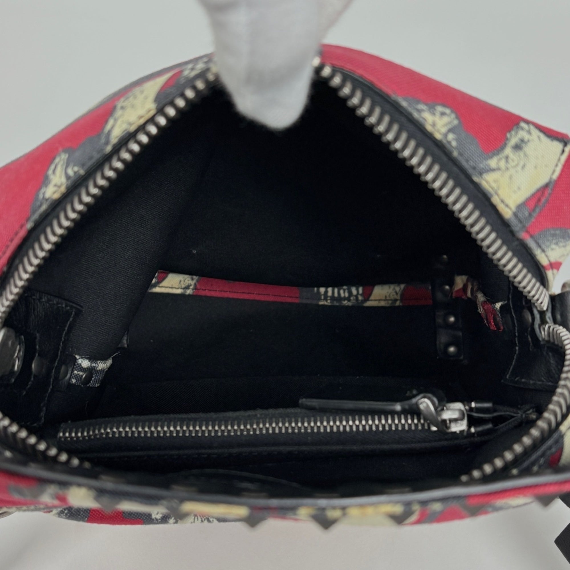 Valentino Garavani Black Ivory Red Color Canvas Leather Shoulder Bag (Pre-Owned)