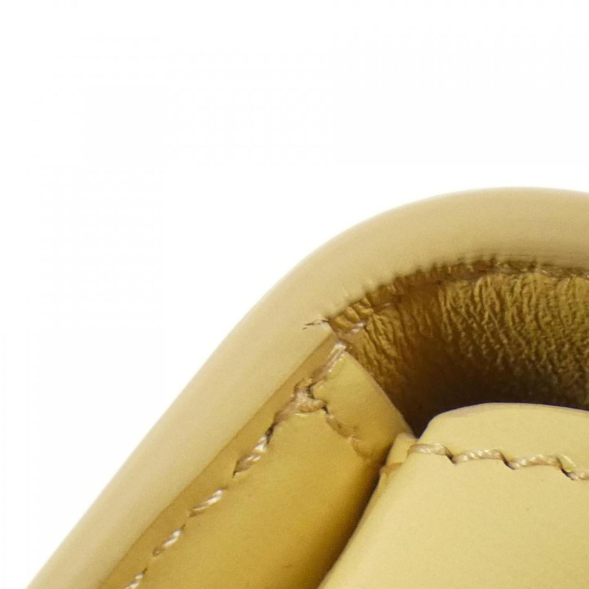 Celine Gold Leather Shoulder Bag (Pre-Owned)