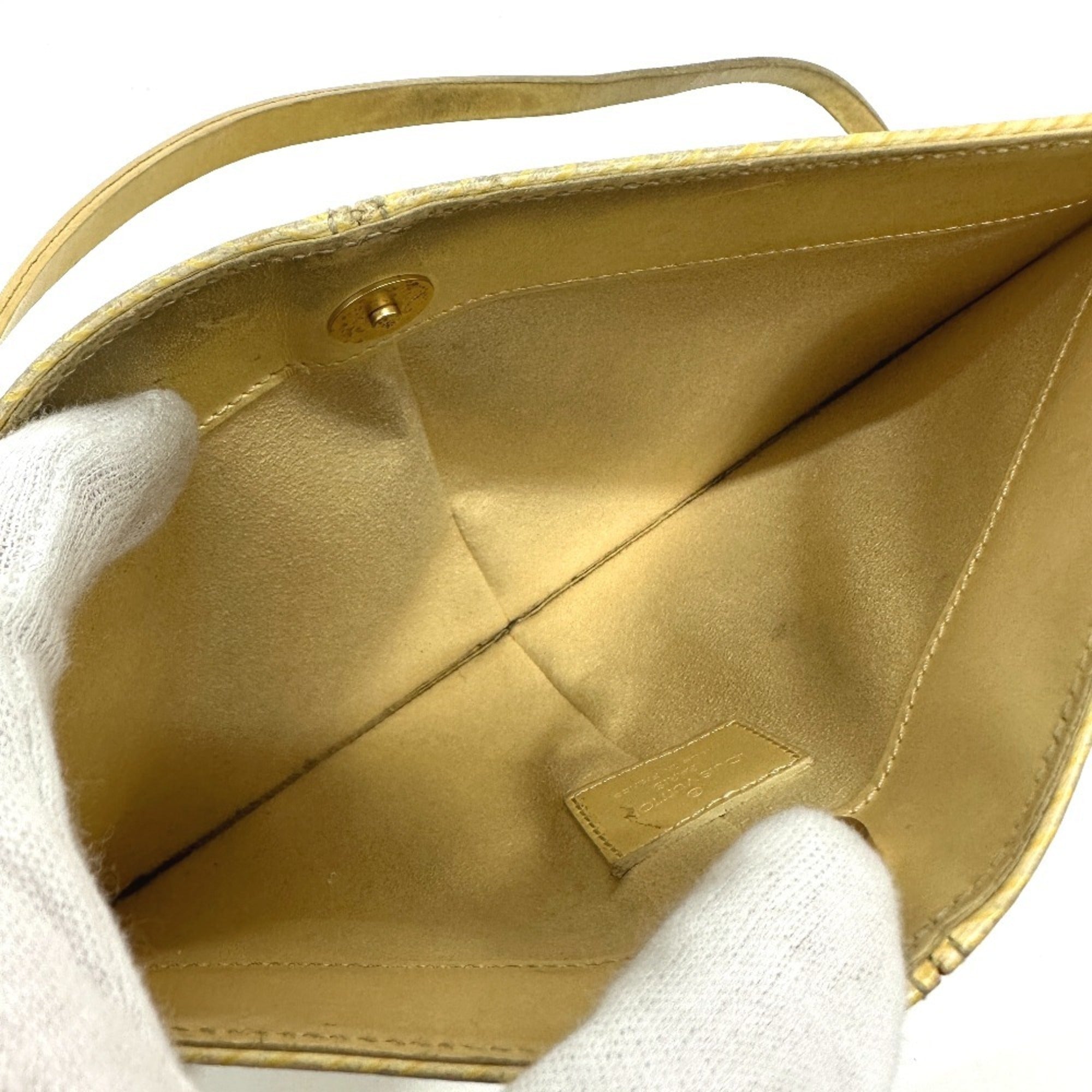 Louis Vuitton Epi Beige Epi Leather Shoulder Bag (Pre-Owned)