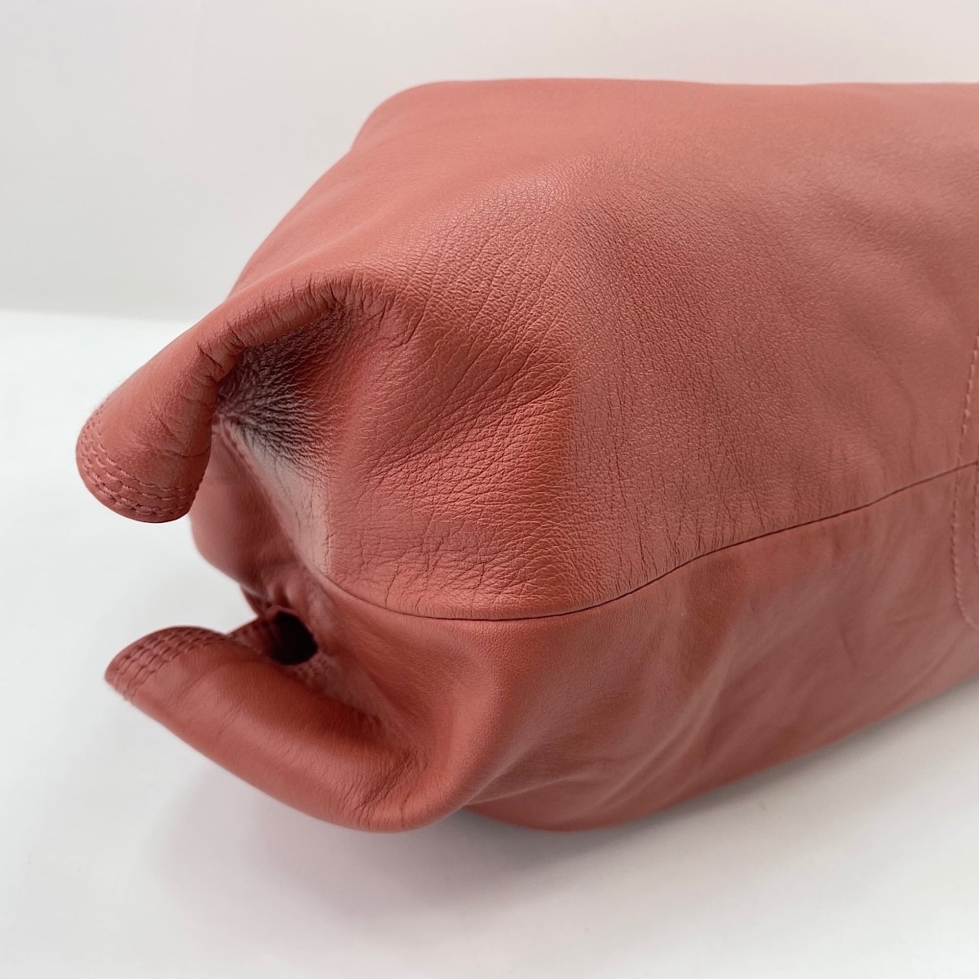 Loewe Nappa Aire Red Color Handbag (Pre-Owned)
