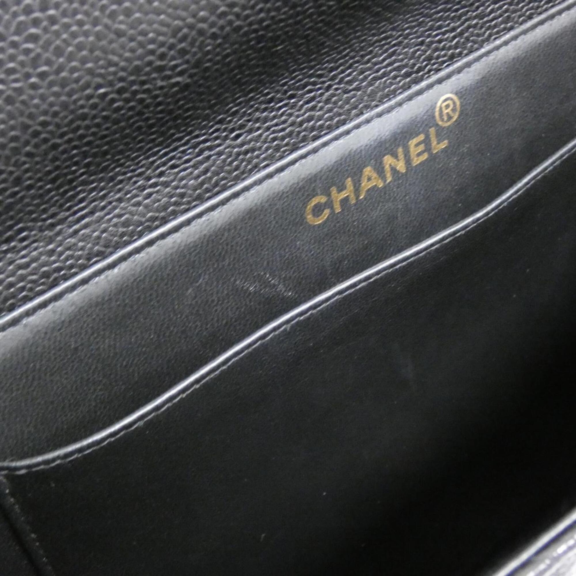 Chanel Black Grained Calfskin Shoulder Bag (Pre-Owned)