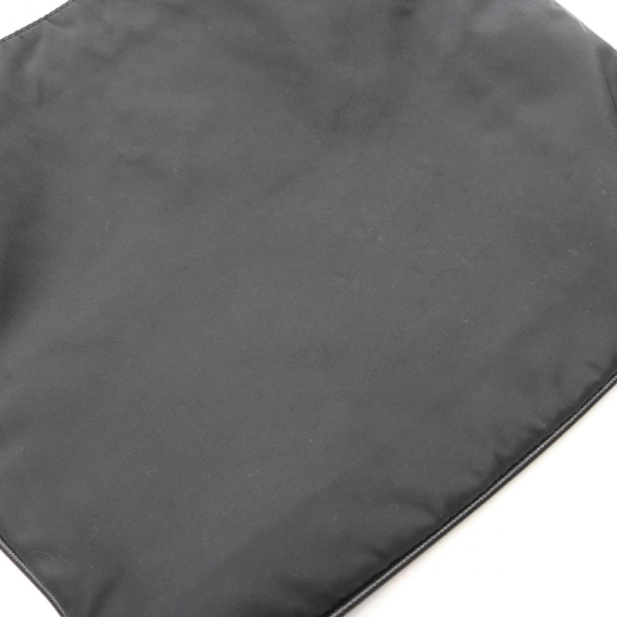 Prada Black Nylon Handbag Shoulder Bag (Pre-Owned)