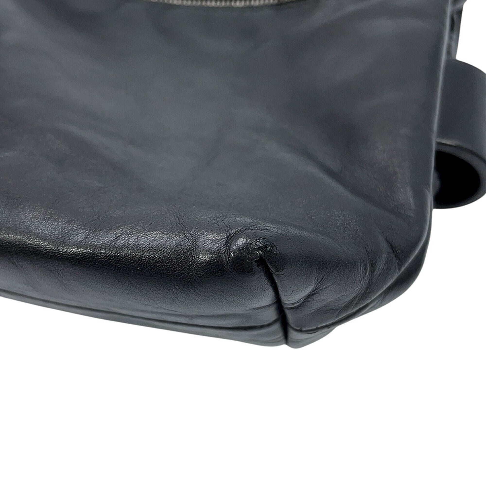 Bottega Veneta Black Leather Shoulder Bag (Pre-Owned)