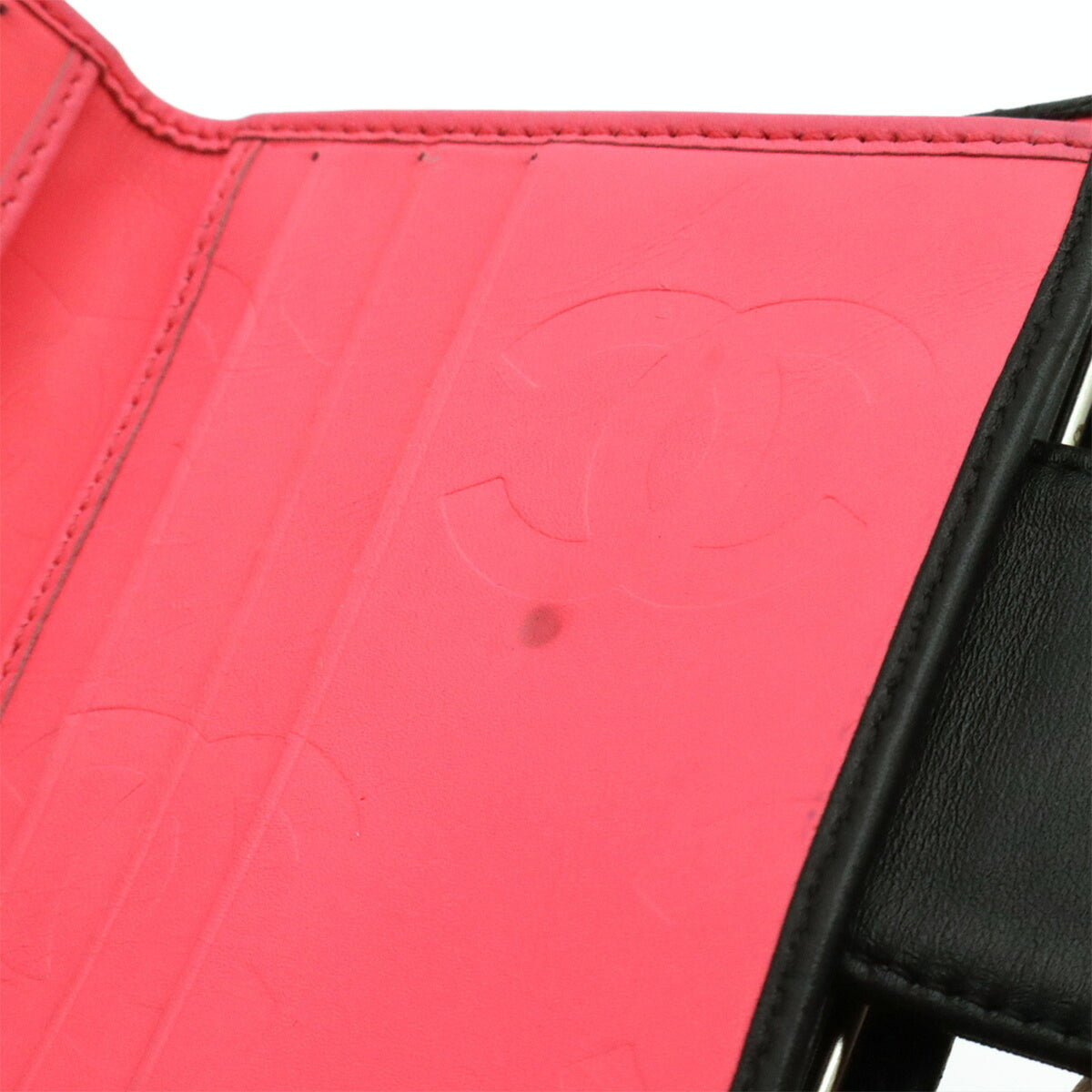 Chanel Black Pink White Leather Wallet (Bi-Fold) (Pre-Owned)