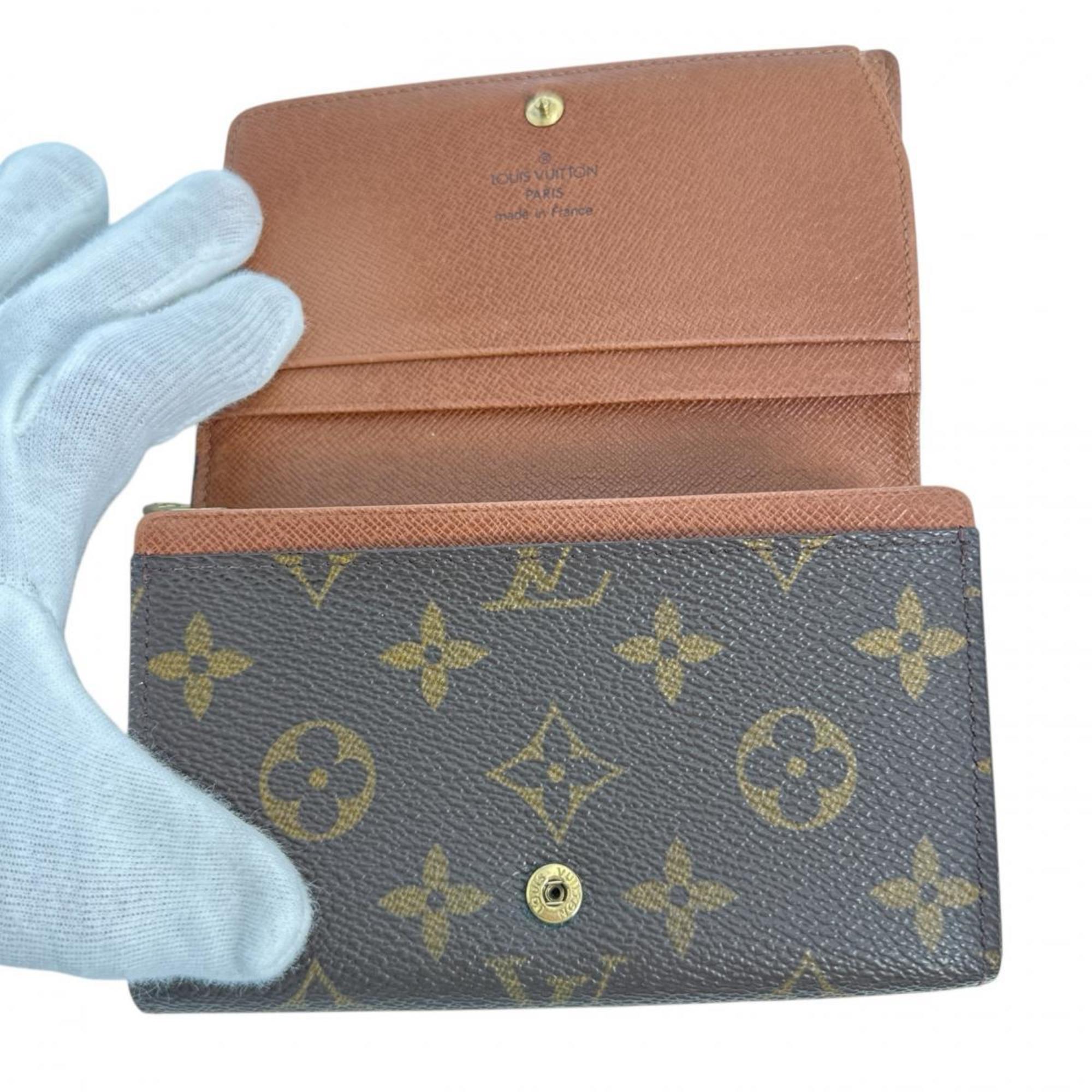 Louis Vuitton Brown Monogram Canvas Wallet (Bi-Fold) (Pre-Owned)