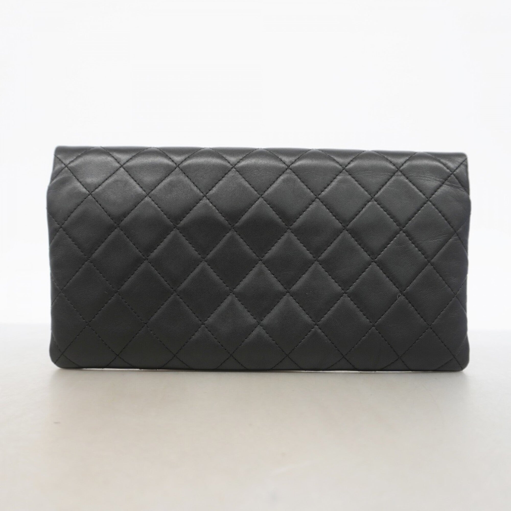 Chanel Black Leather Clutch Bag (Pre-Owned)