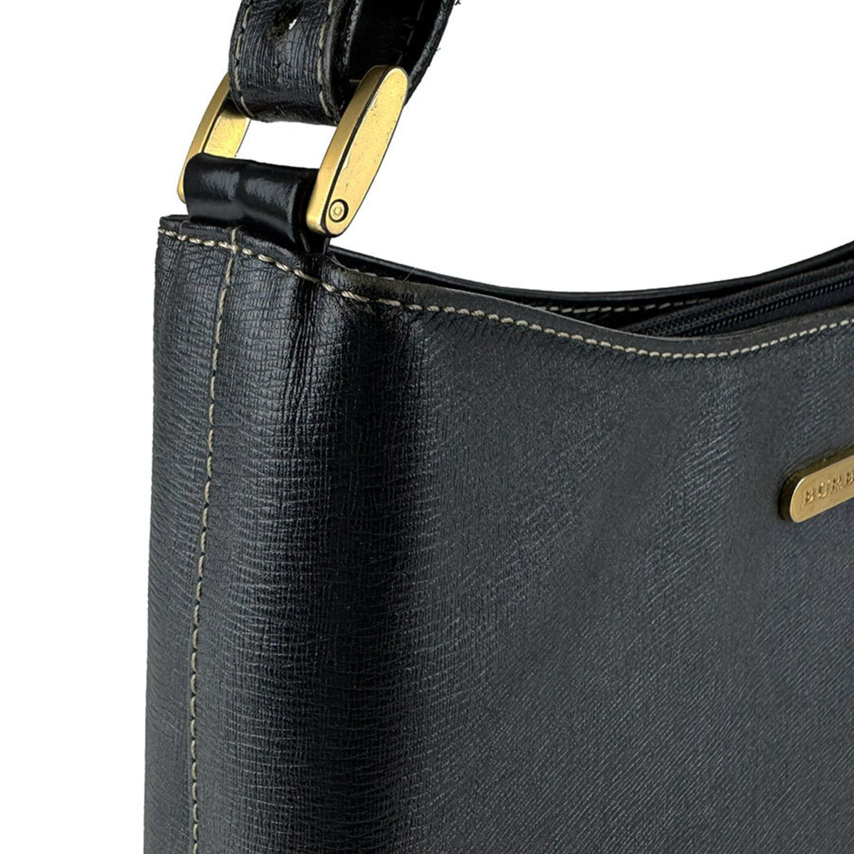 Burberry Black Leather Shoulder Bag (Pre-Owned)