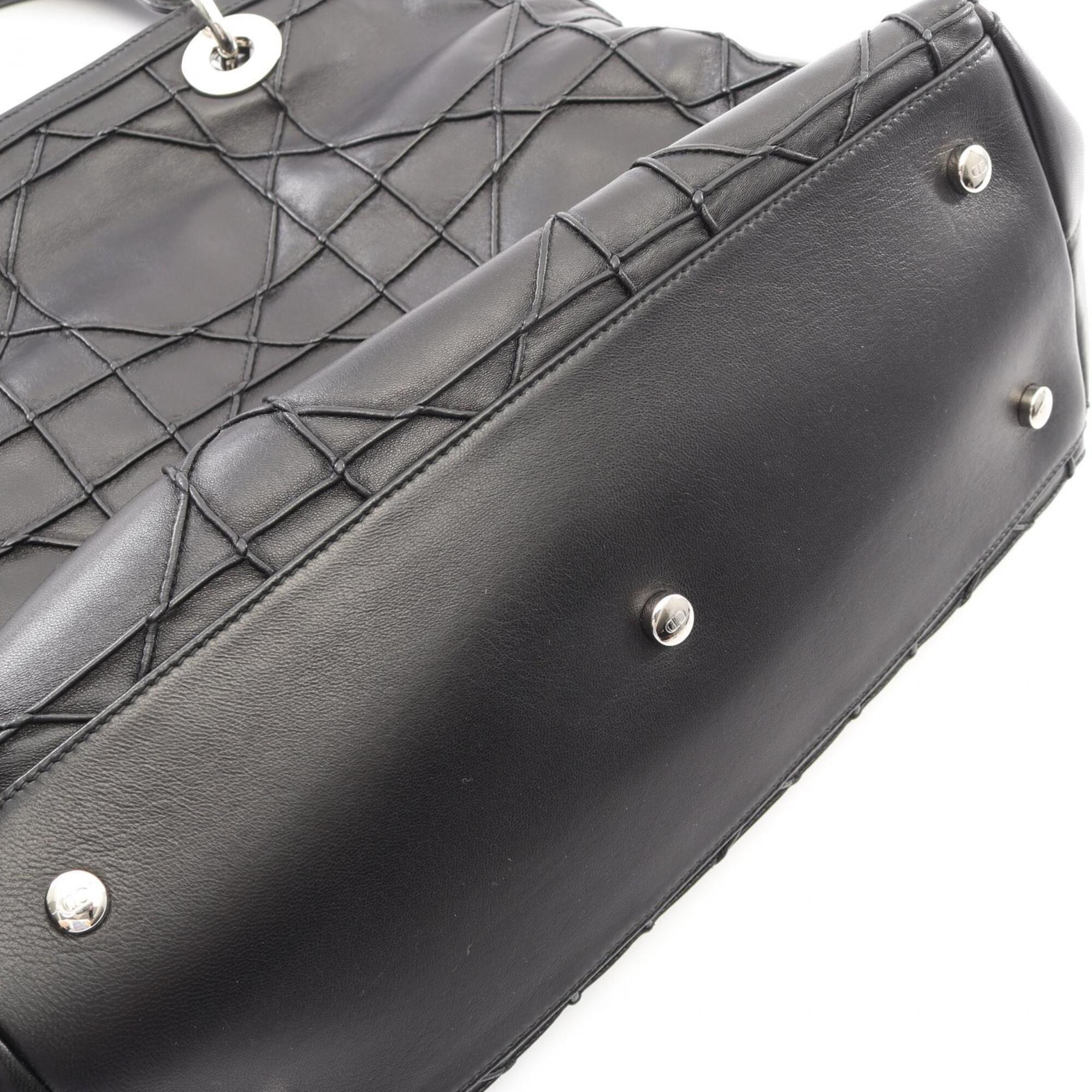 Christian Dior Black Leather Handbag (Pre-Owned)