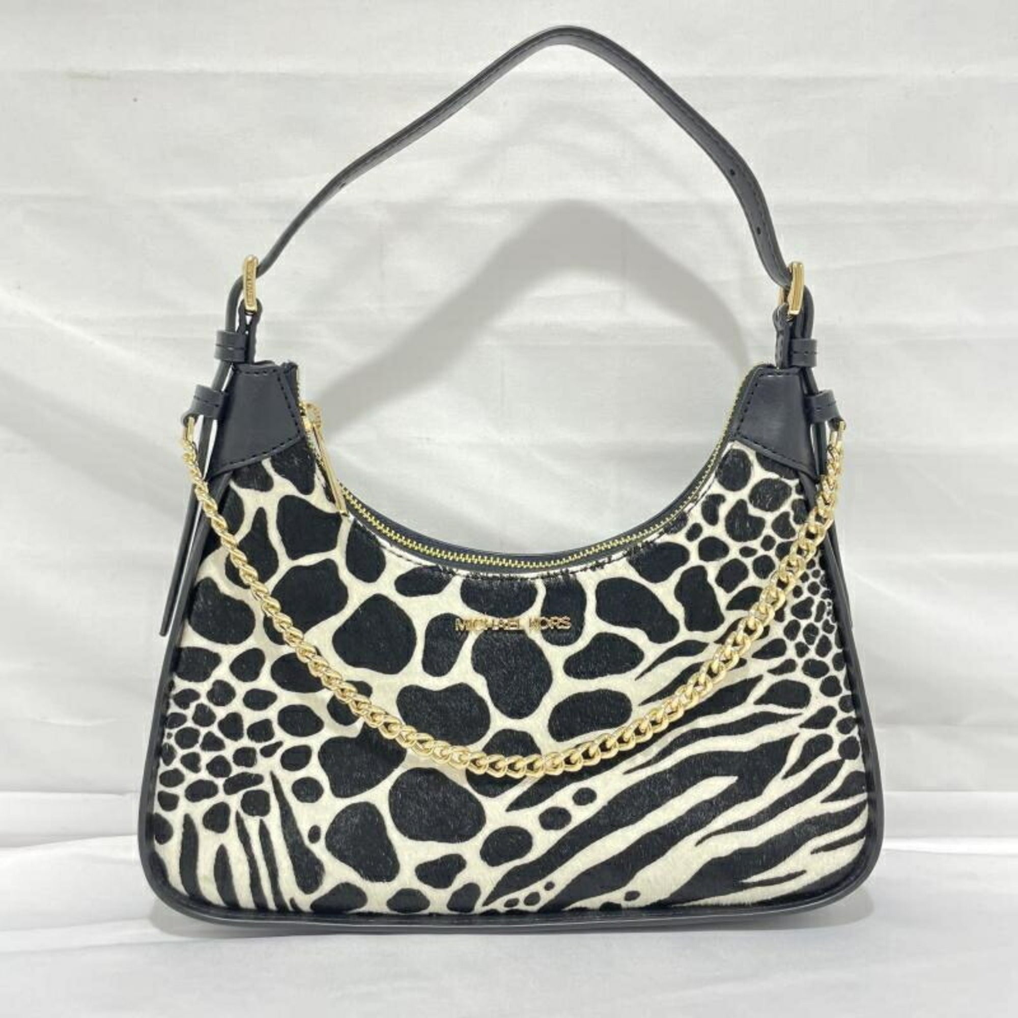 Michael Kors Black Handbag (Pre-Owned)