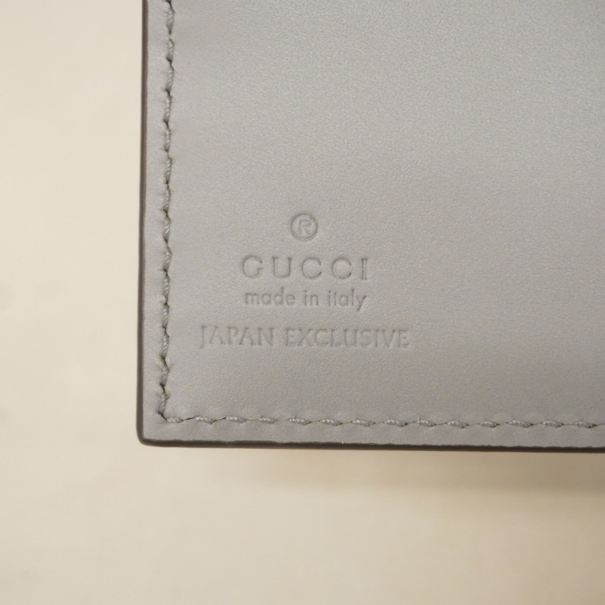 Gucci Gray Pink Leather Wallet (Bi-Fold) (Pre-Owned)