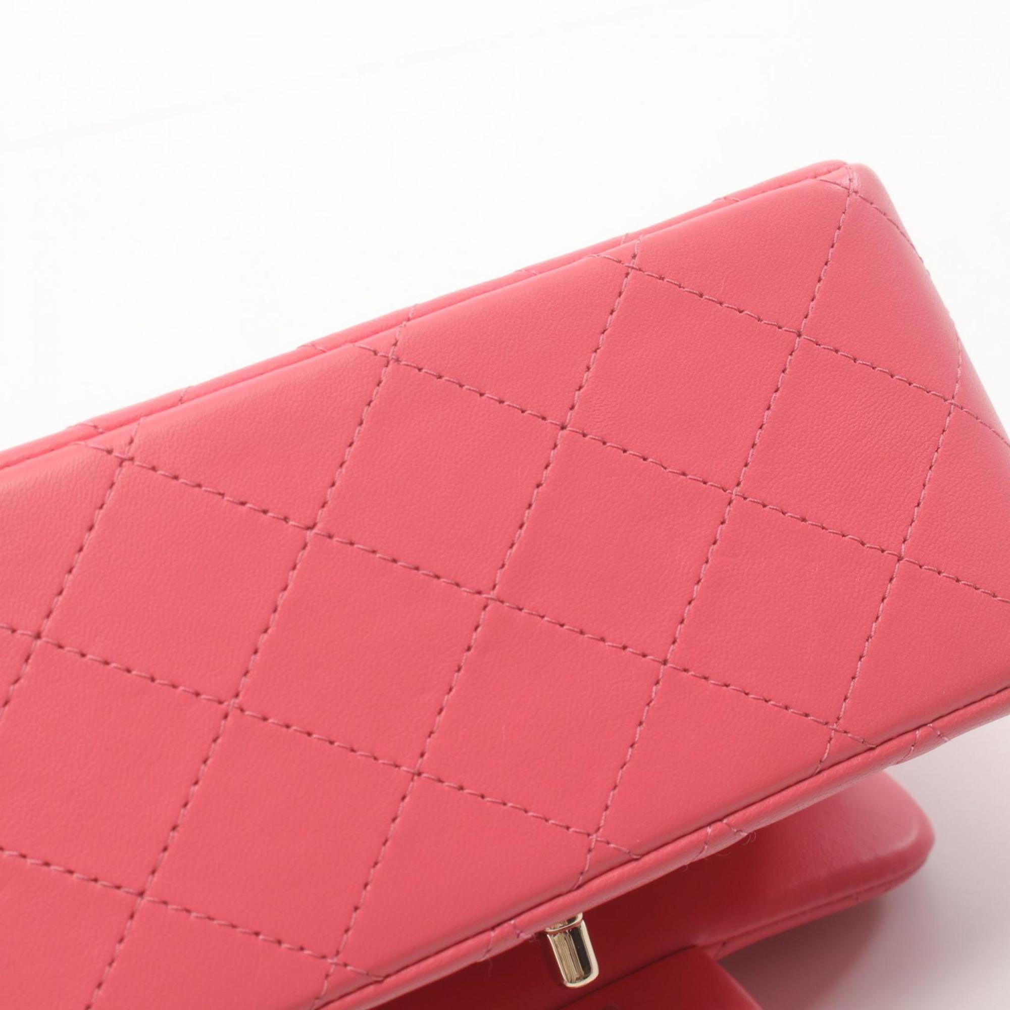 Chanel Pink Leather Shoulder Bag (Pre-Owned)