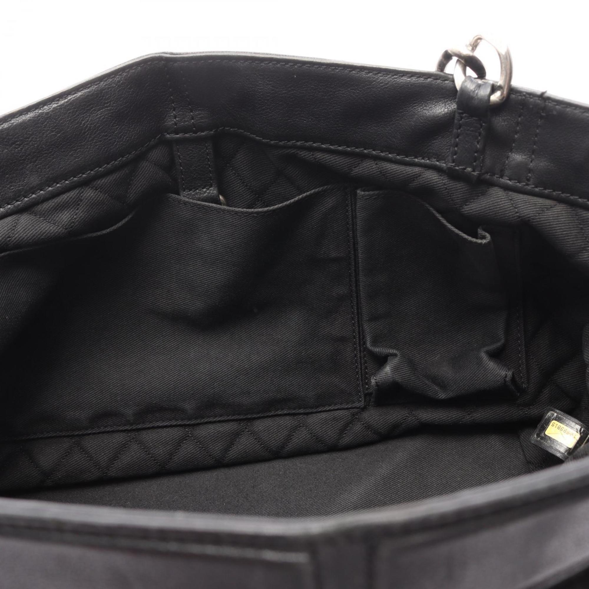 Chanel Black Leather Tote Bag (Pre-Owned)