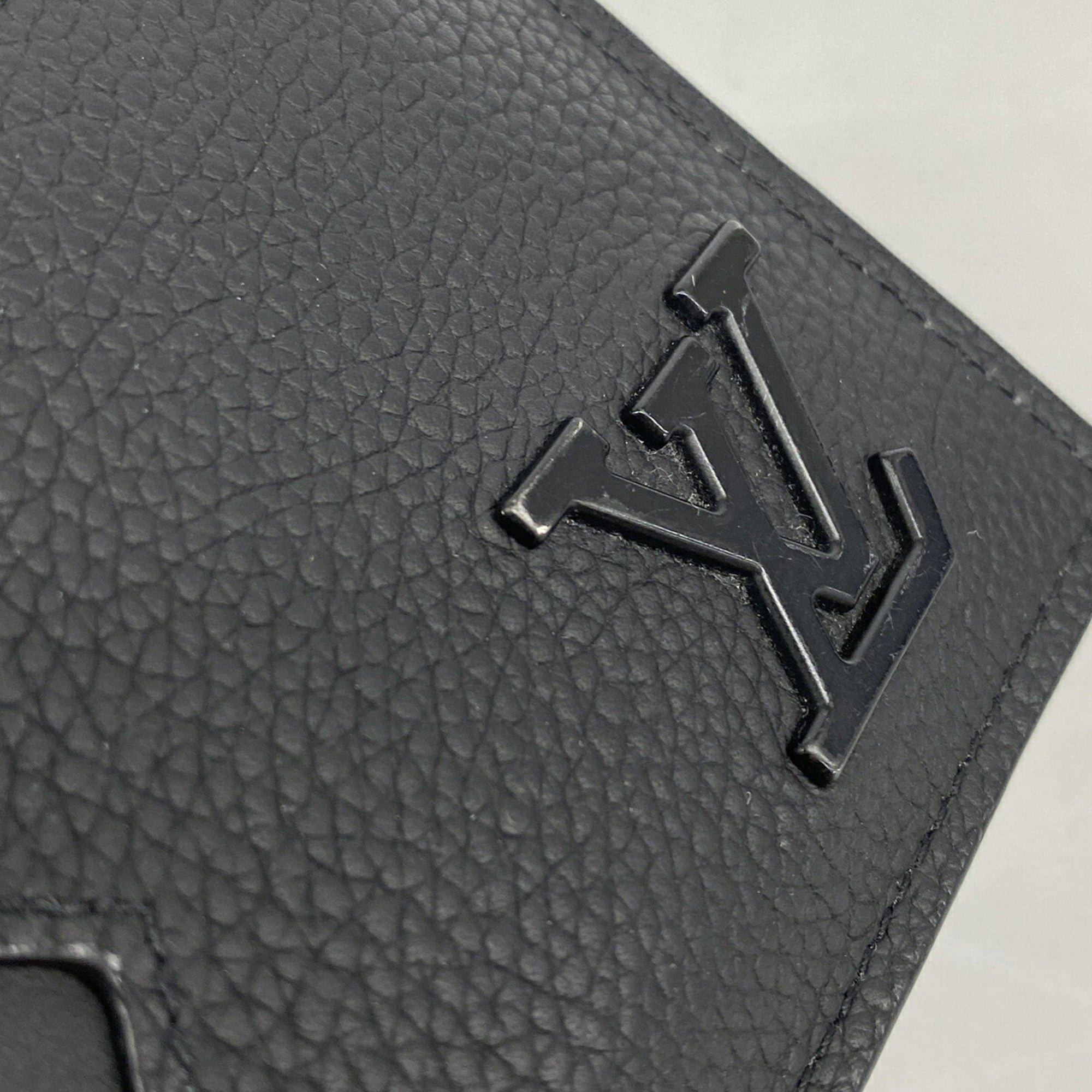 Louis Vuitton Black Coin Purse/Coin Case (Pre-Owned)