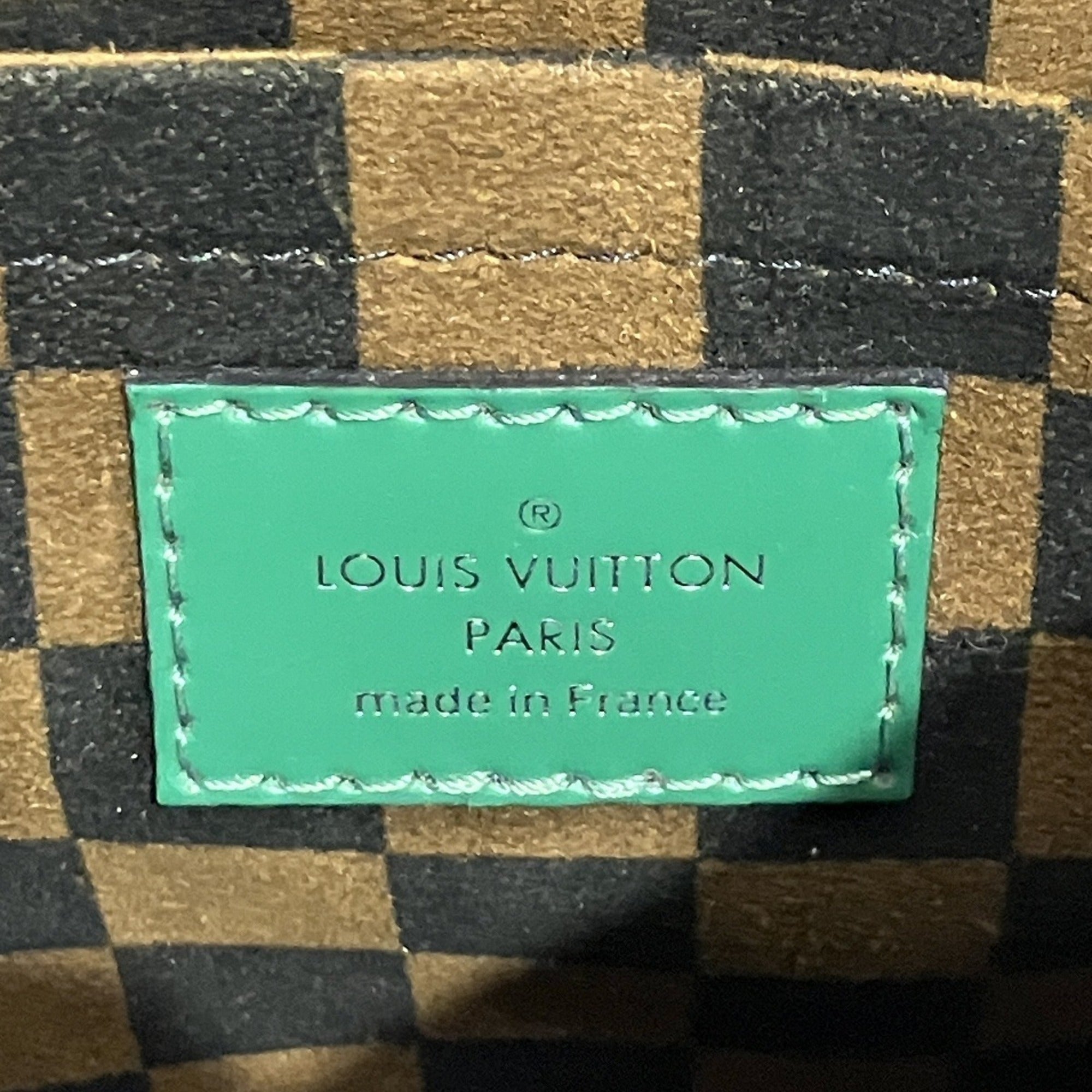 Louis Vuitton Damier Damier Canvas Galle Gray Multi-Color Canvas Leather Handbag (Pre-Owned)