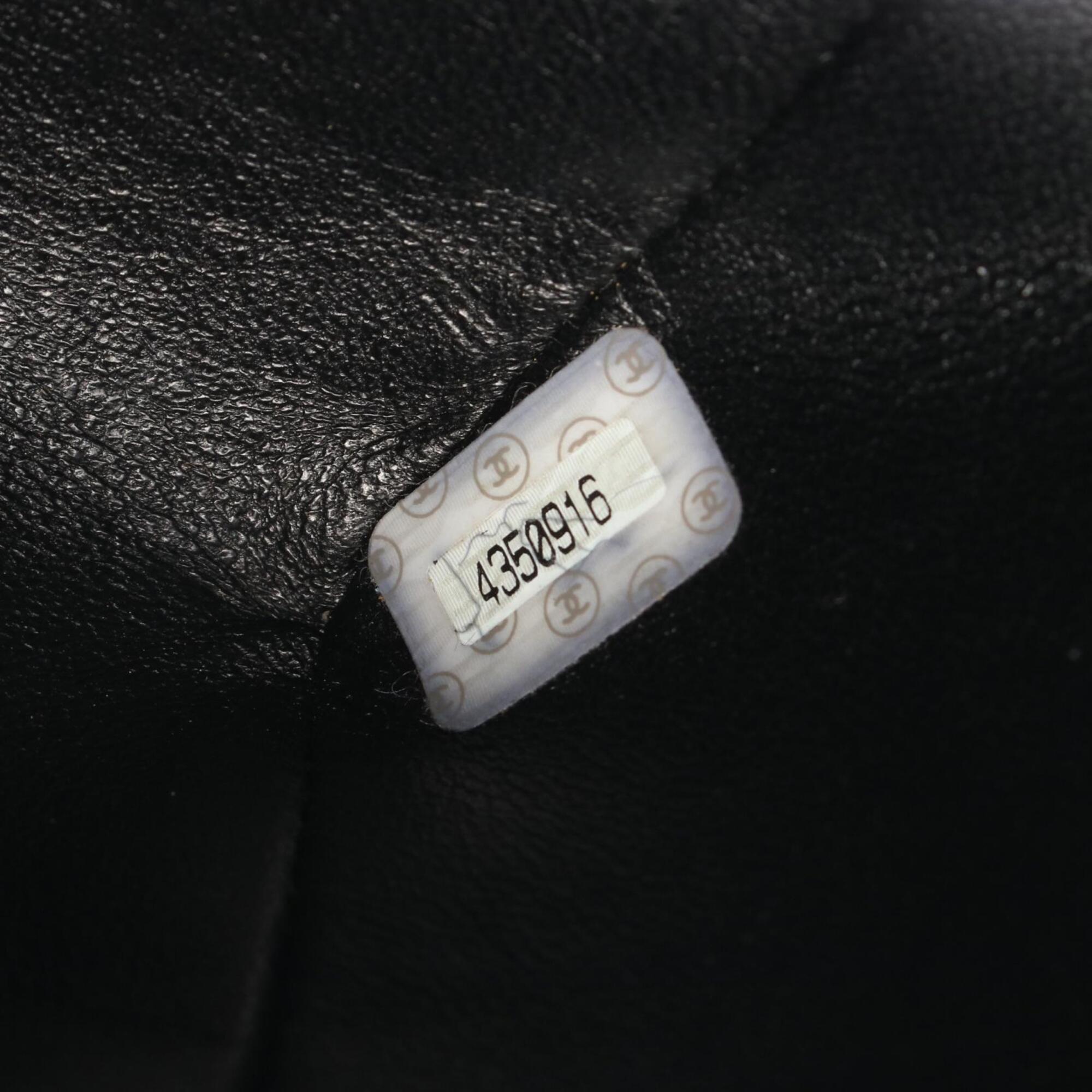 Chanel Black Leather Handbag Shoulder Bag (Pre-Owned)
