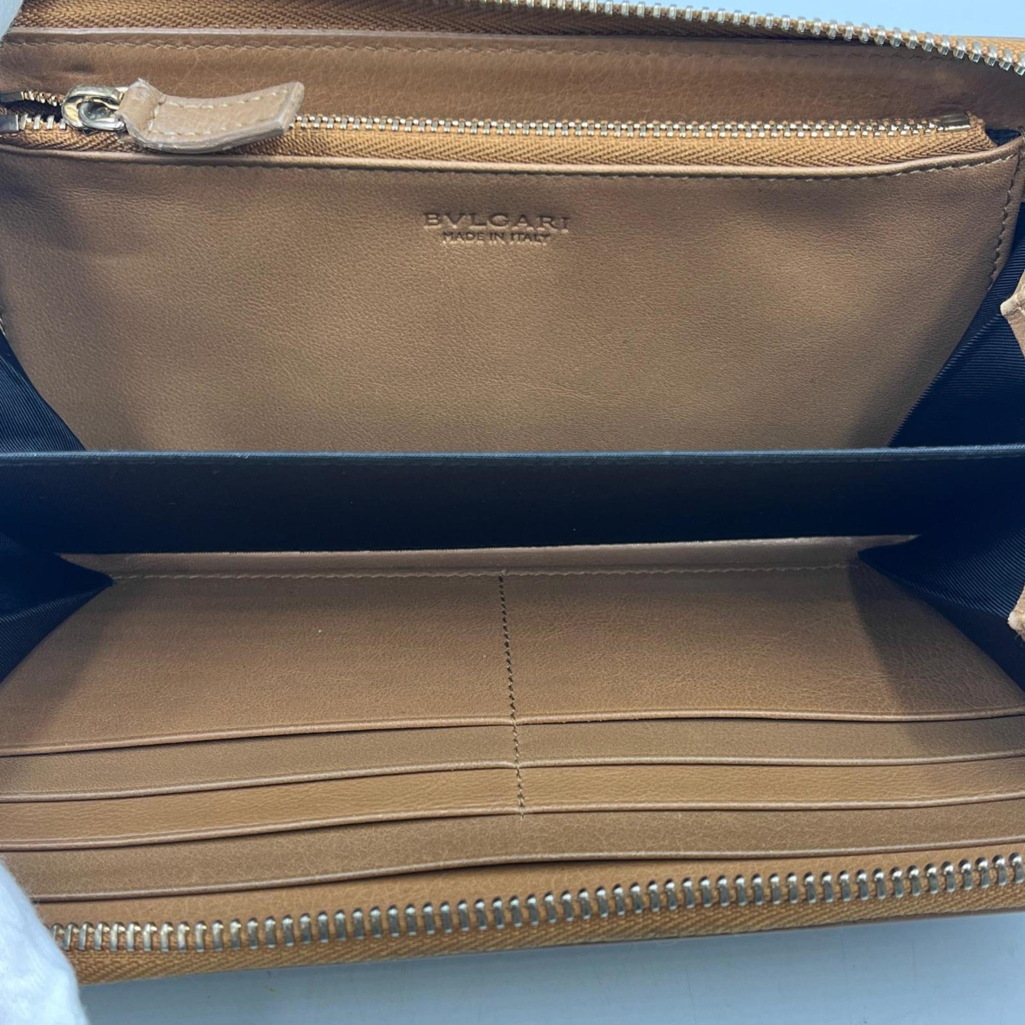 Bvlgari Beige Leather Long Wallet (Bi-Fold) (Pre-Owned)