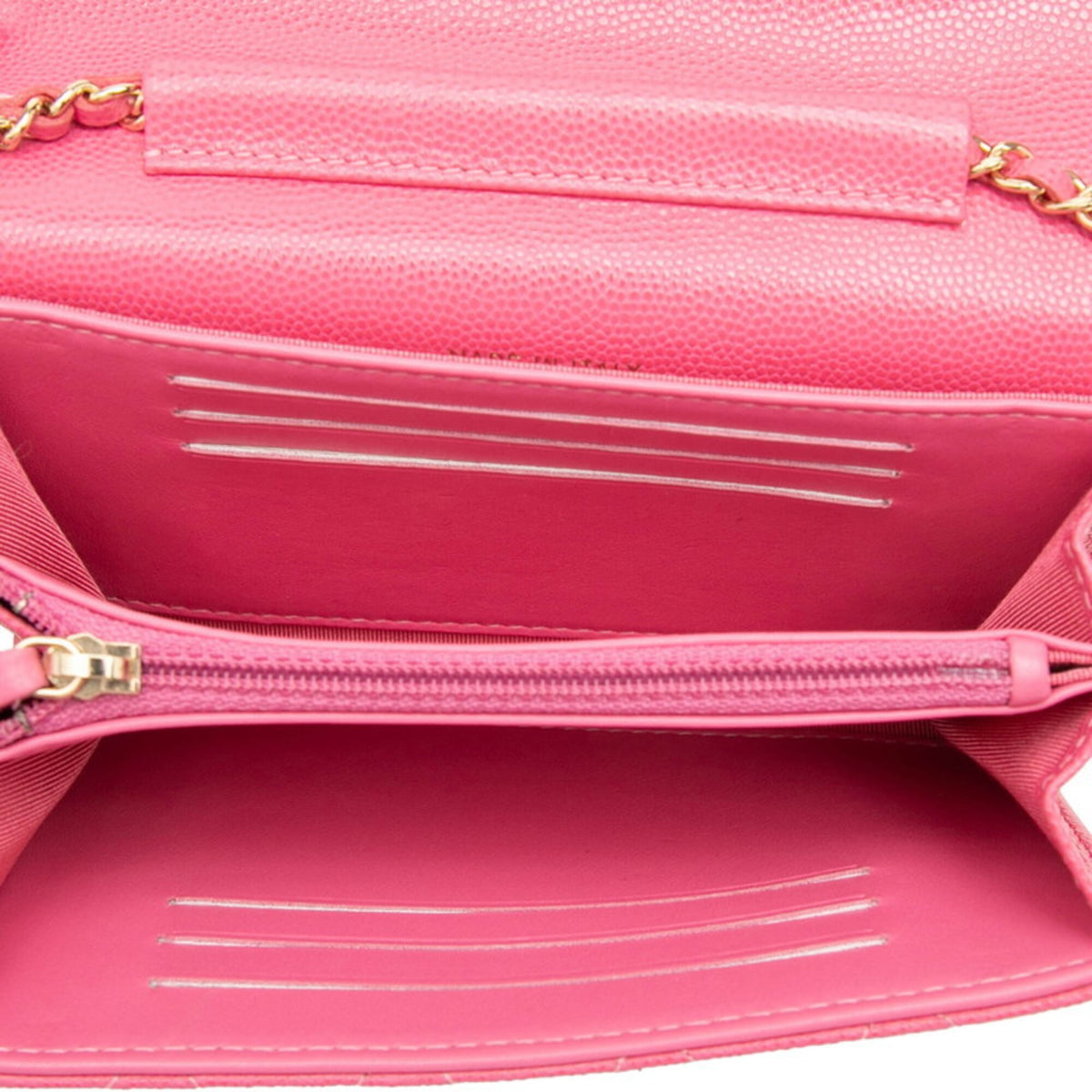 Chanel Pink Grained Calfskin Shoulder Bag (Pre-Owned)
