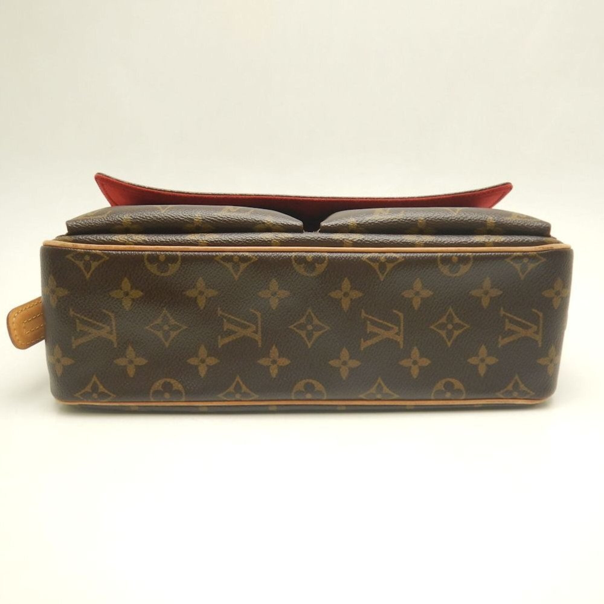 Louis Vuitton Monogram Brown Monogram Shoulder Bag (Pre-Owned)