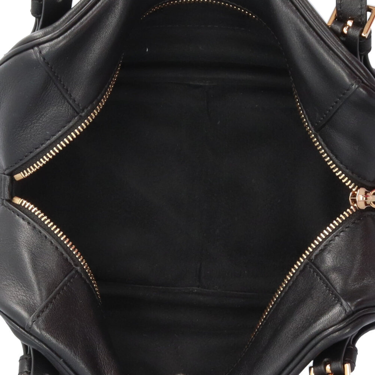 Versace Black Leather Handbag (Pre-Owned)