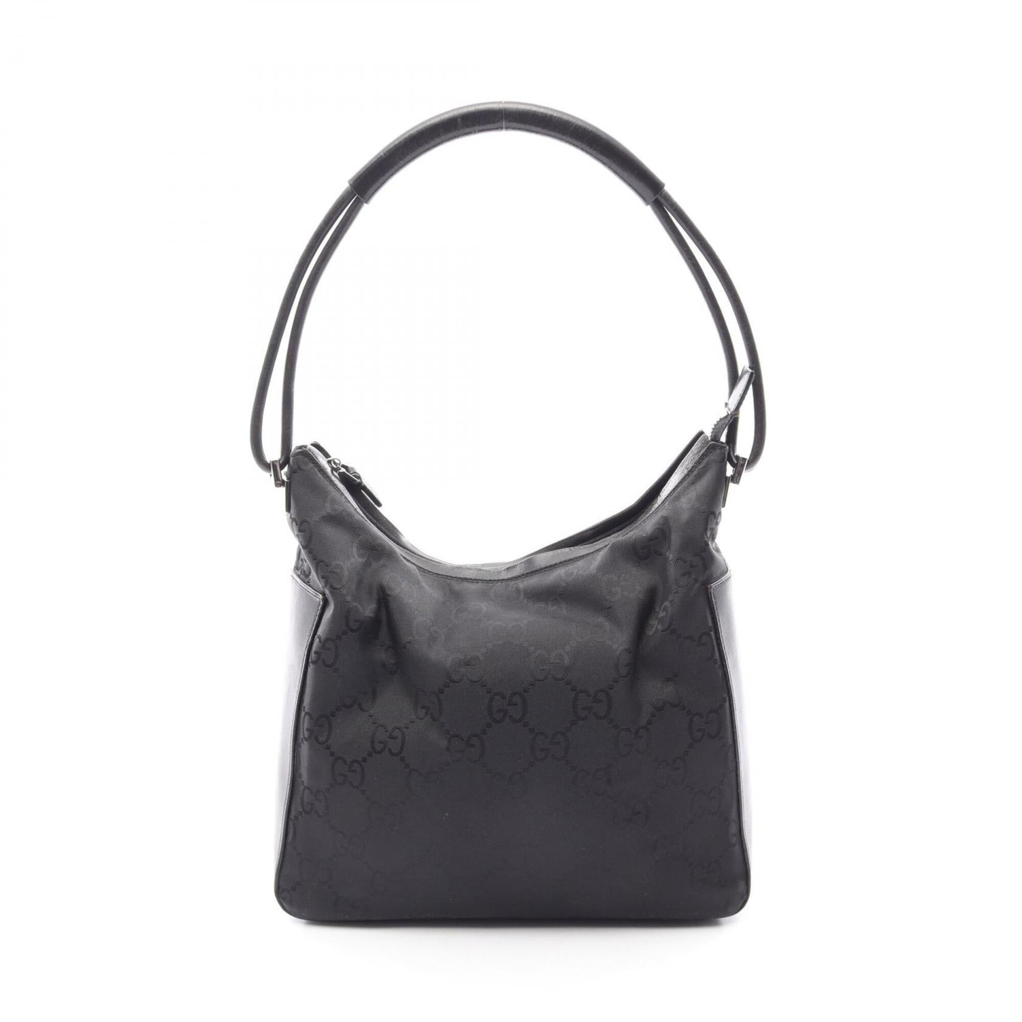 Gucci Black Nylon Handbag Shoulder Bag (Pre-Owned)