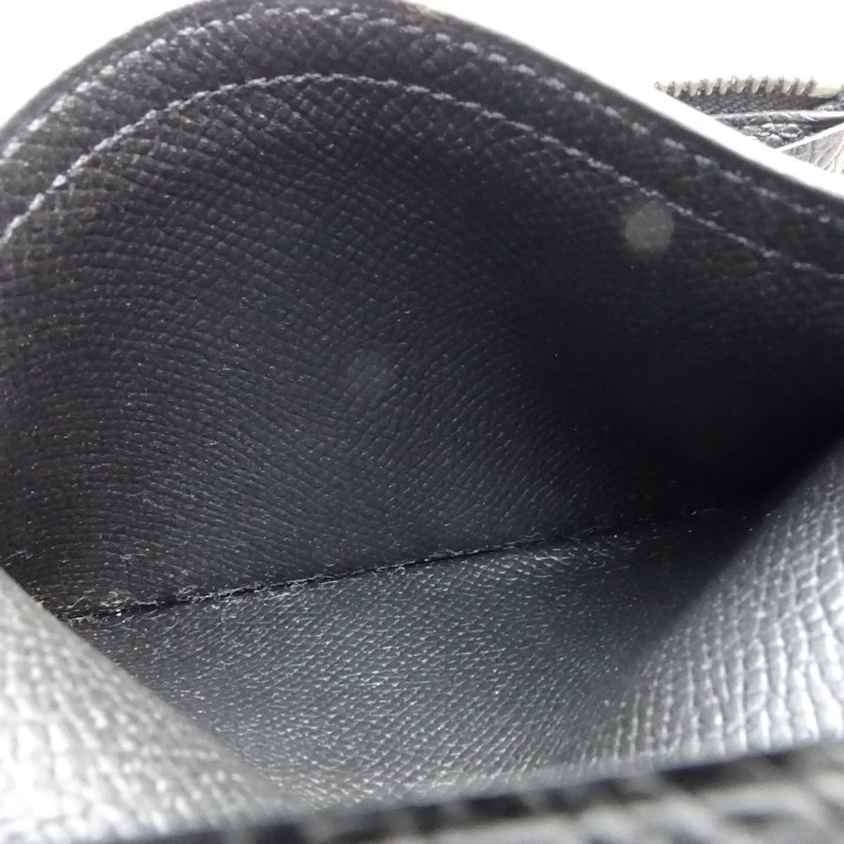 Hermes Black Epsom Leather Wallet (Bi-Fold) (Pre-Owned)