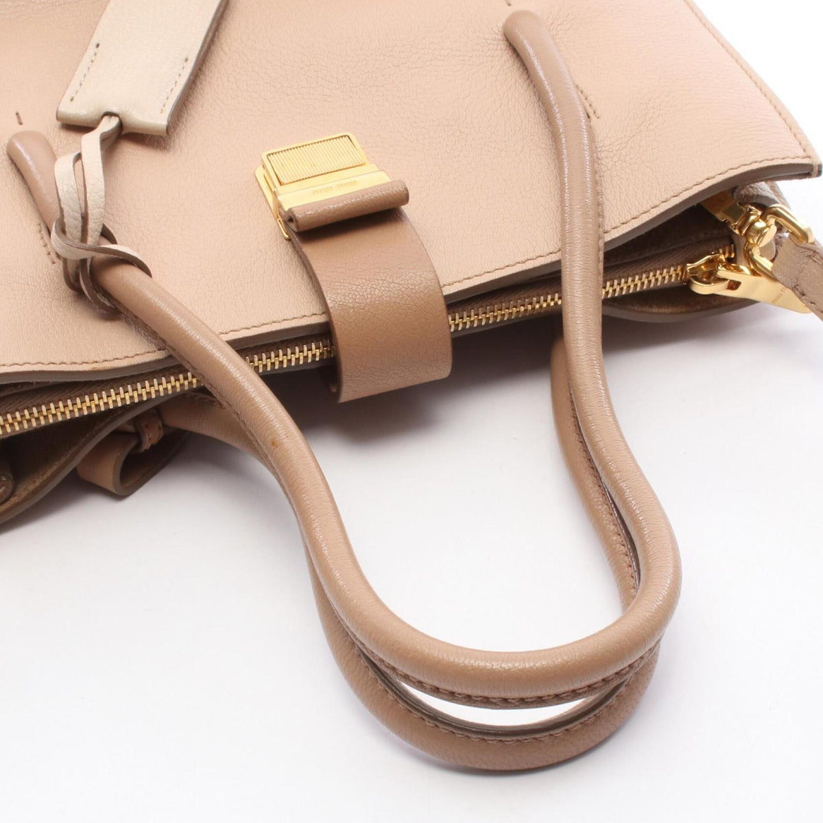 Miu Miu Beige Pink Leather Handbag (Pre-Owned)