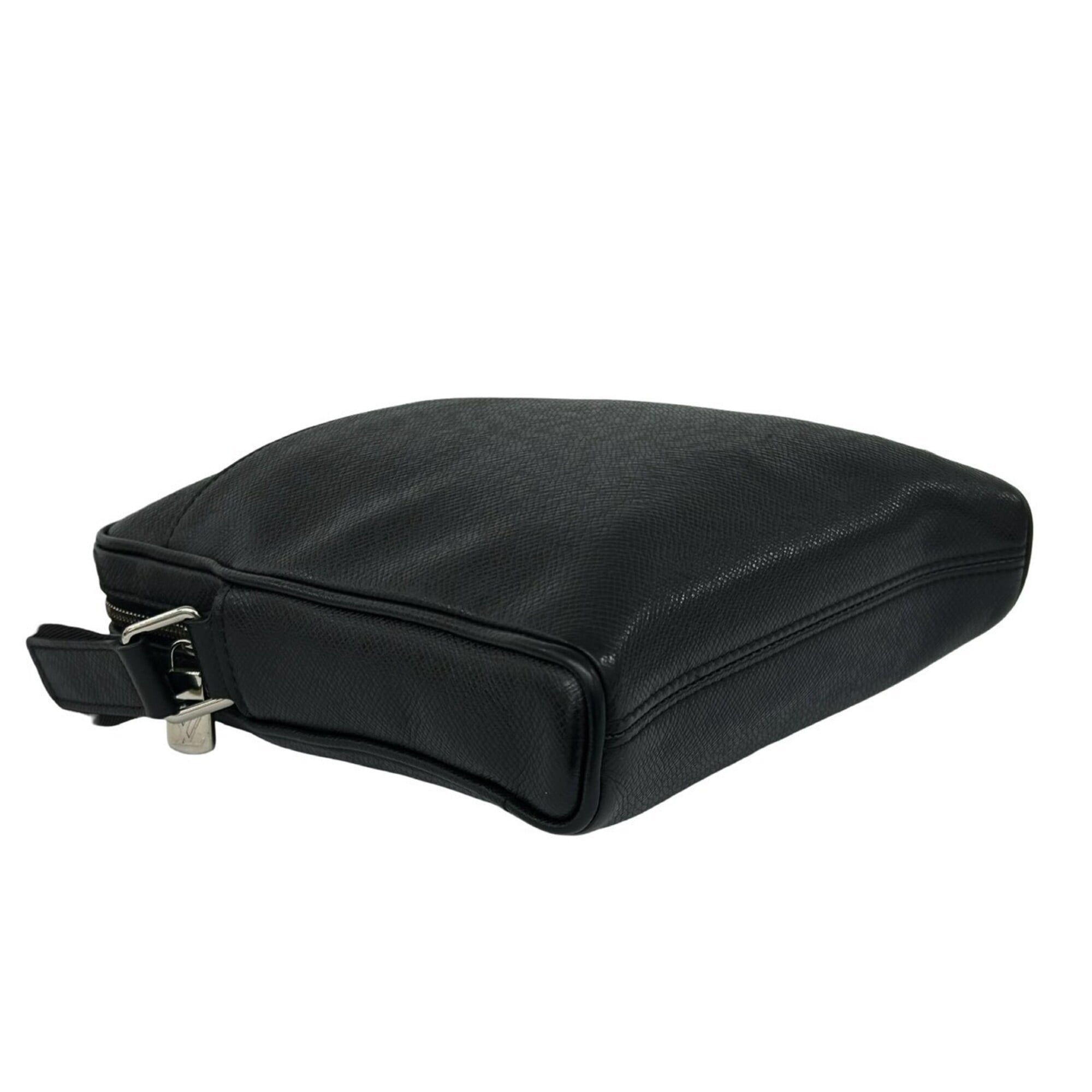 Louis Vuitton Black Leather Pochette Shoulder Bag (Pre-Owned)