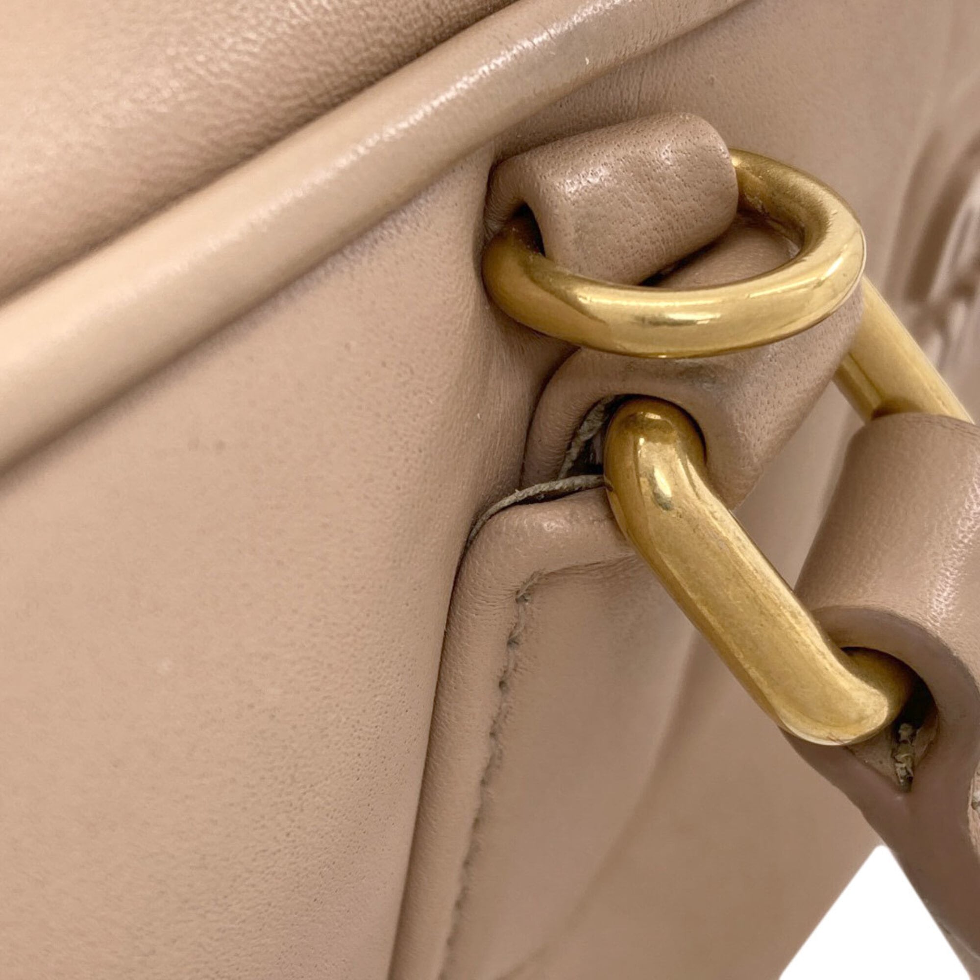Miu Miu Beige Leather Handbag (Pre-Owned)
