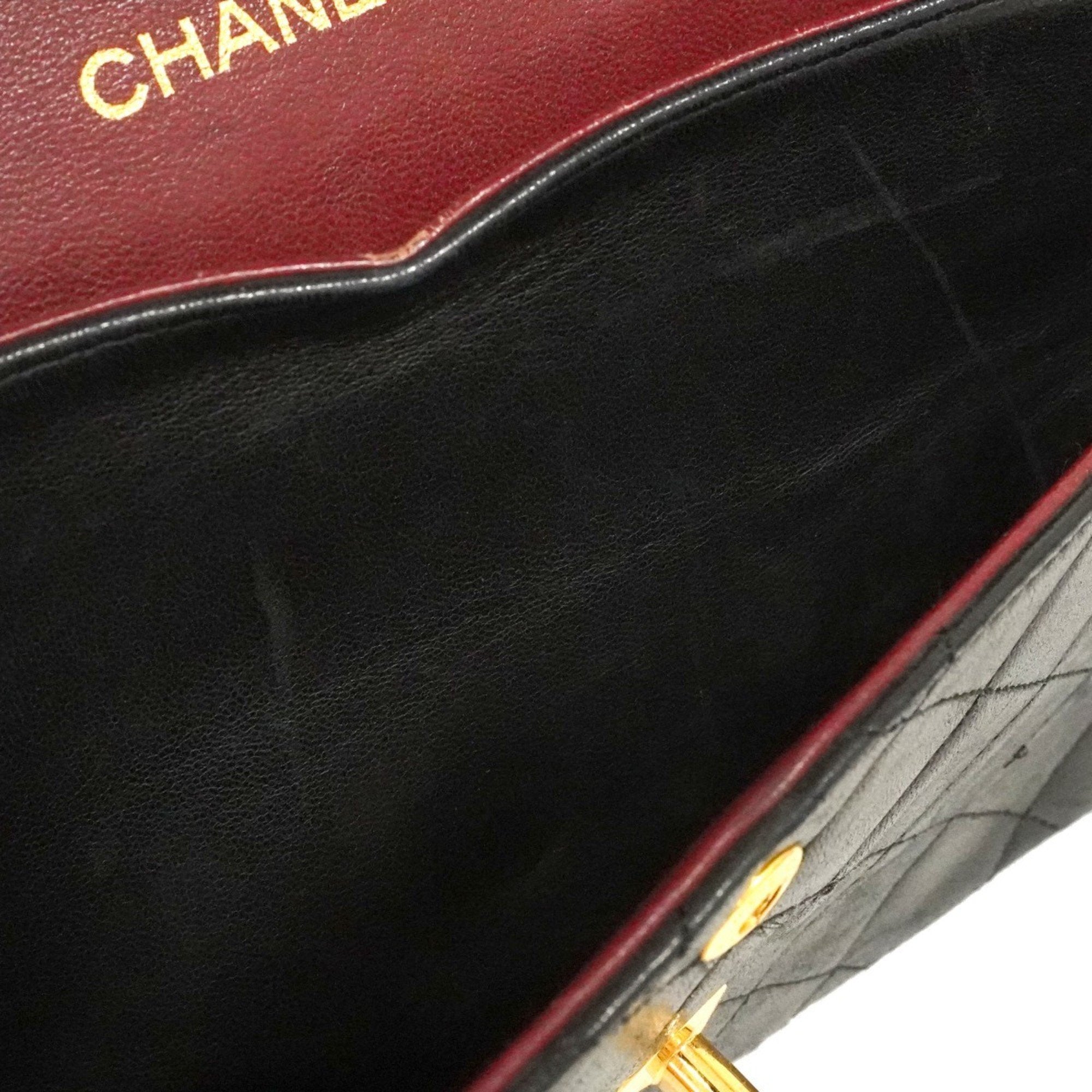 Chanel Black Leather Shoulder Bag (Pre-Owned)