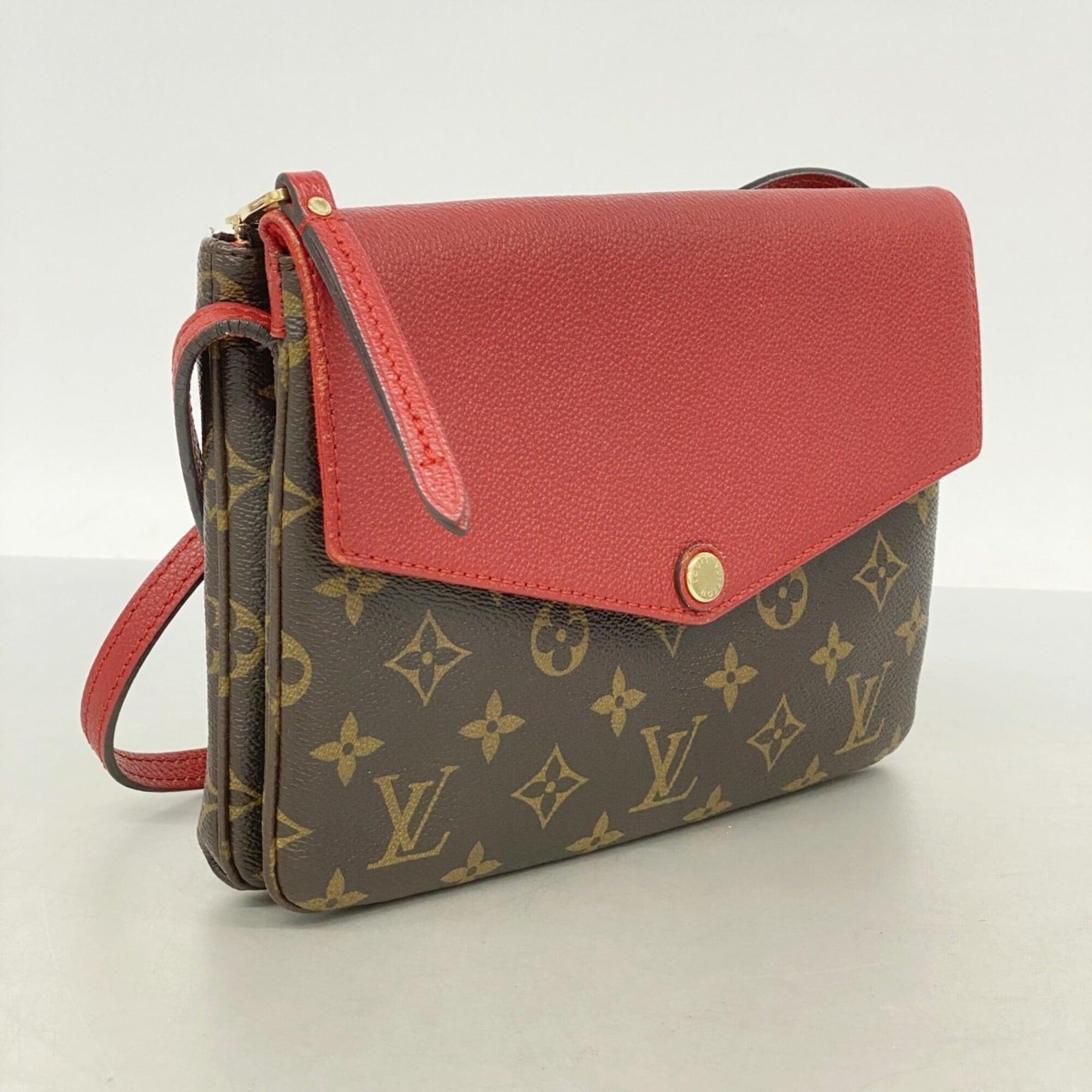 Louis Vuitton Brown Cerise Shoulder Bag (Pre-Owned)