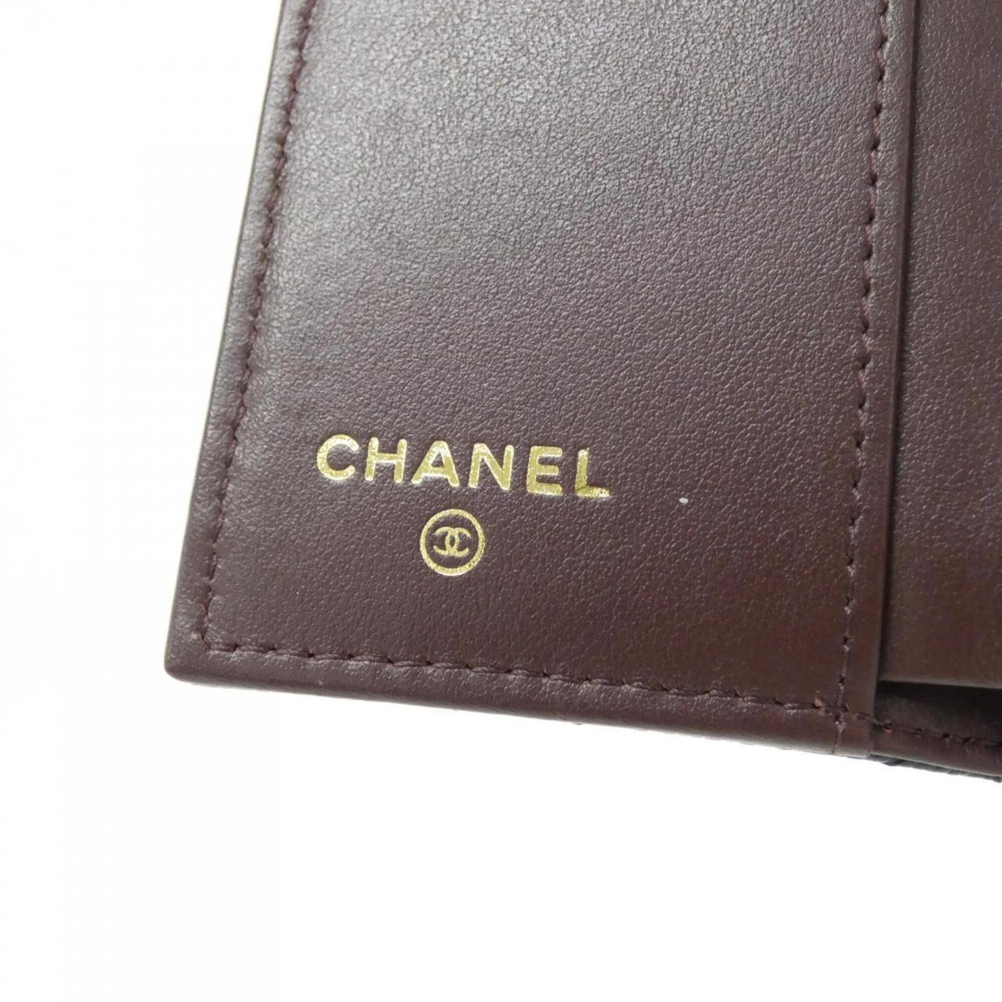 Chanel Black Grained Calfskin Wallet (Tri-Fold) (Pre-Owned)