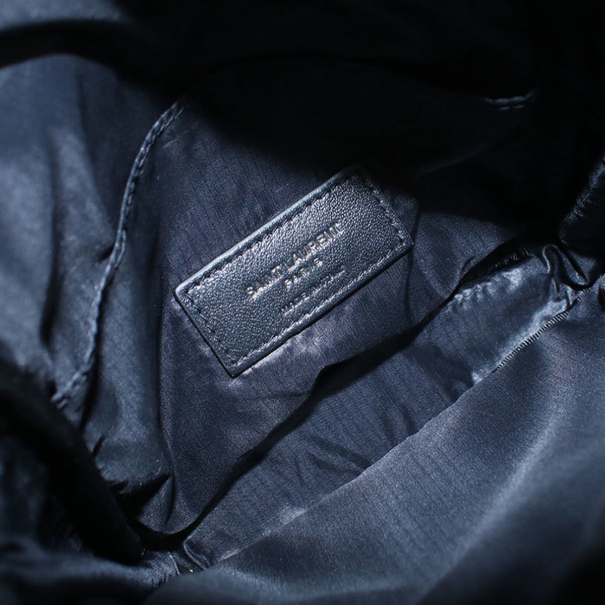 Saint Laurent Black Leather Shoulder Bag (Pre-Owned)