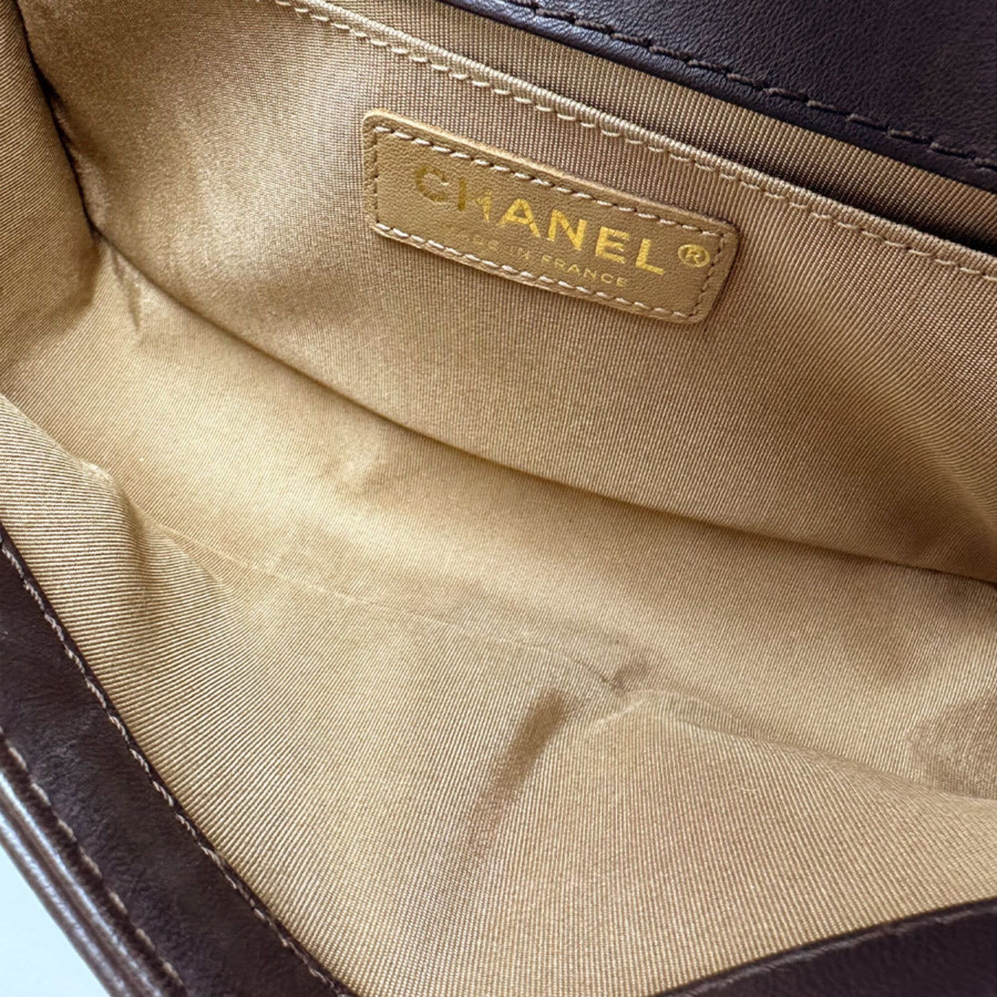 Chanel Beige Brown Leather Shoulder Bag (Pre-Owned)