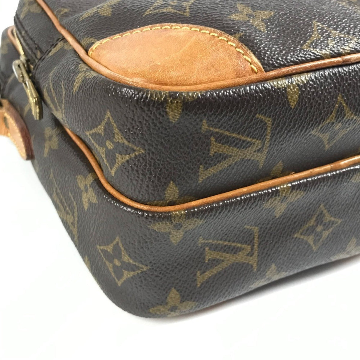 Louis Vuitton Brown Monogram Canvas Pochette Shoulder Bag (Pre-Owned)