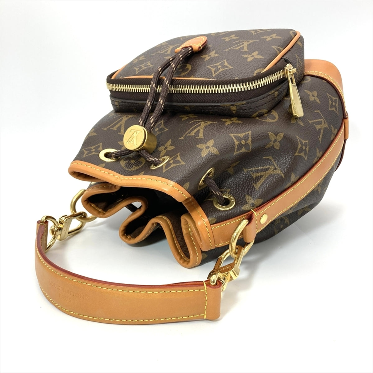 Louis Vuitton Brown Monogram Canvas Shoulder Bag (Pre-Owned)
