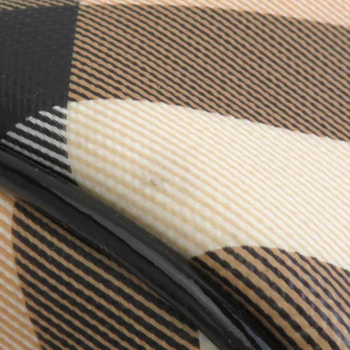 Burberry Beige Black Coated Canvas Patent Leather Handbag (Pre-Owned)