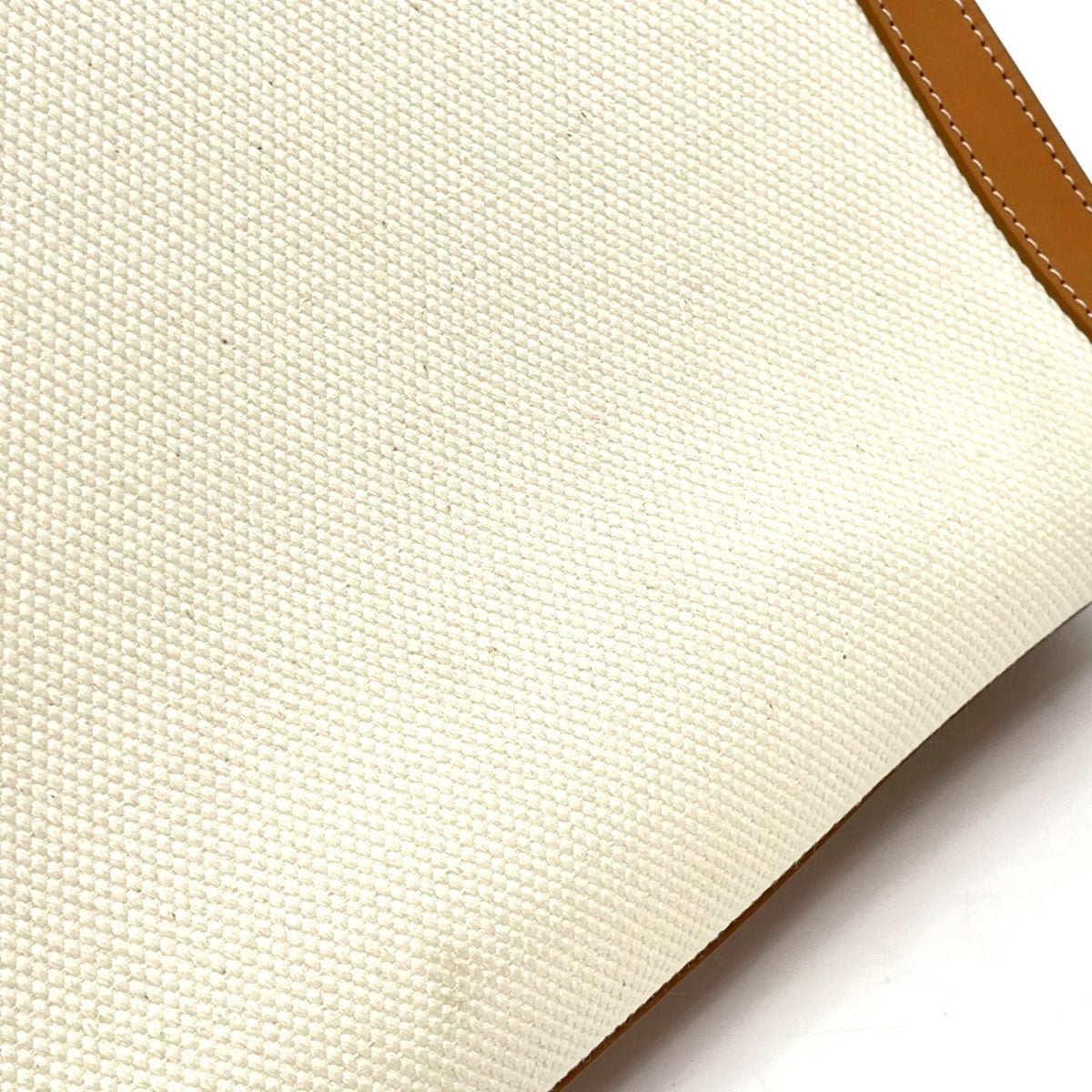 Celine White Leather Shoulder Bag (Pre-Owned)