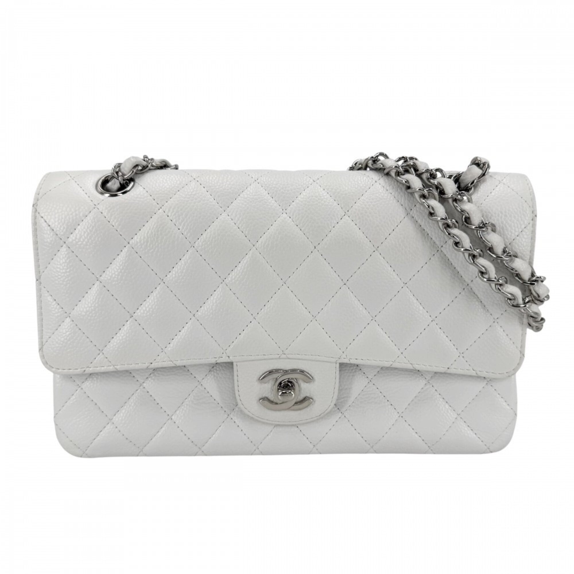 Chanel White Grained Calfskin Shoulder Bag (Pre-Owned)