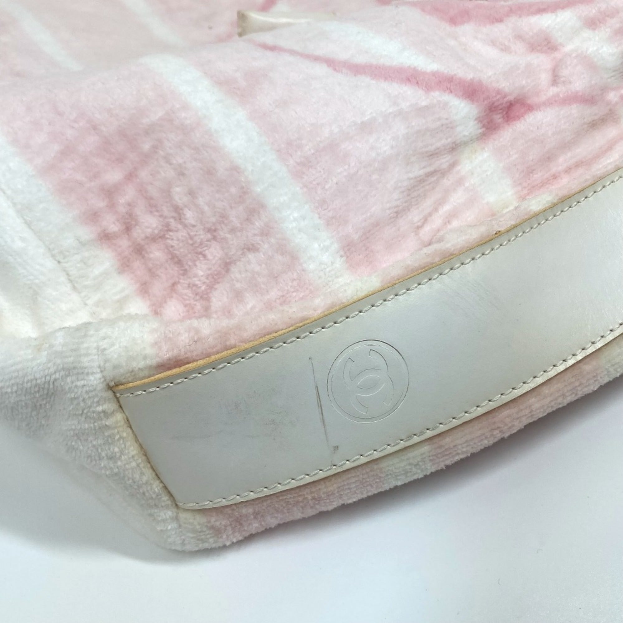 Chanel Pink Cotton Shoulder Bag (Pre-Owned)