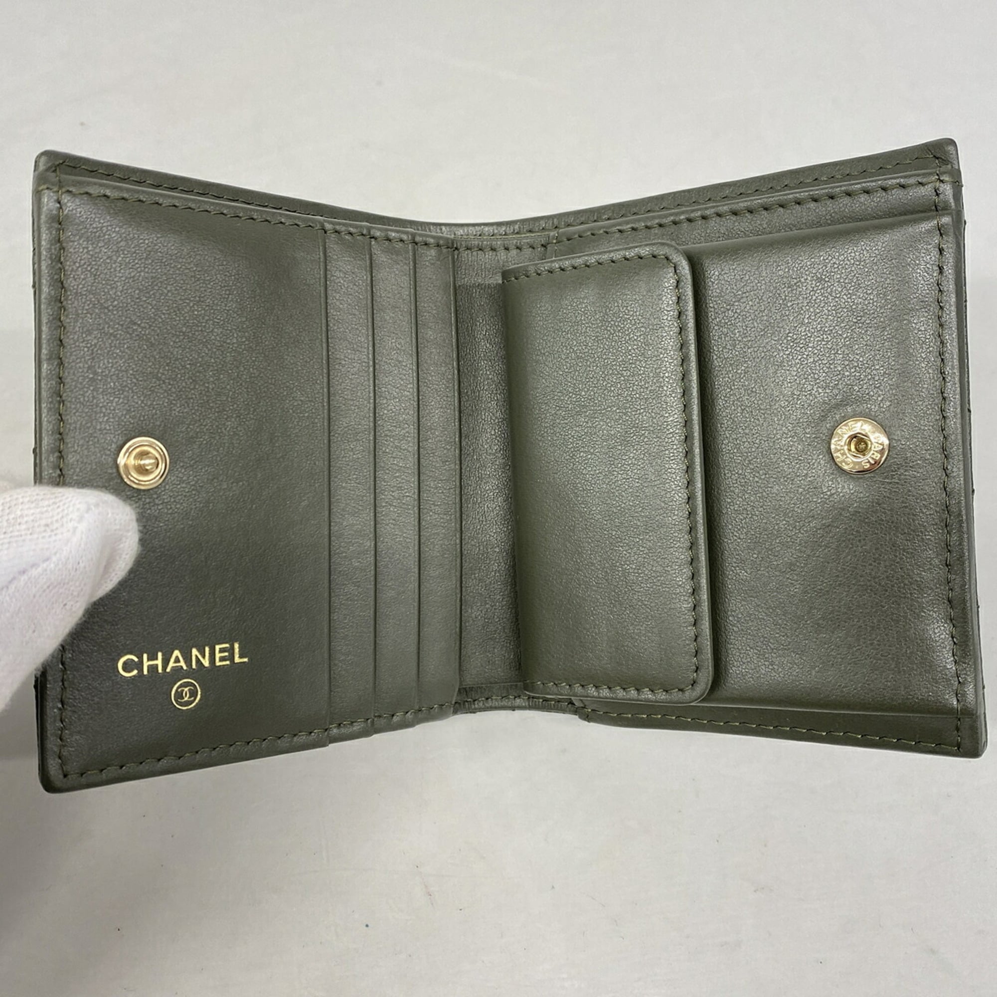 Chanel Khaki Grained Calfskin Wallet (Bi-Fold) (Pre-Owned)