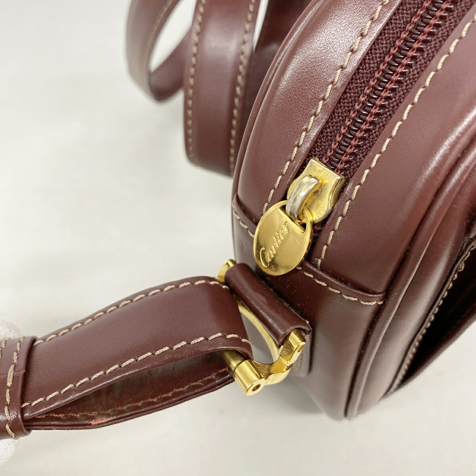 Cartier Bordeaux Leather Shoulder Bag (Pre-Owned)