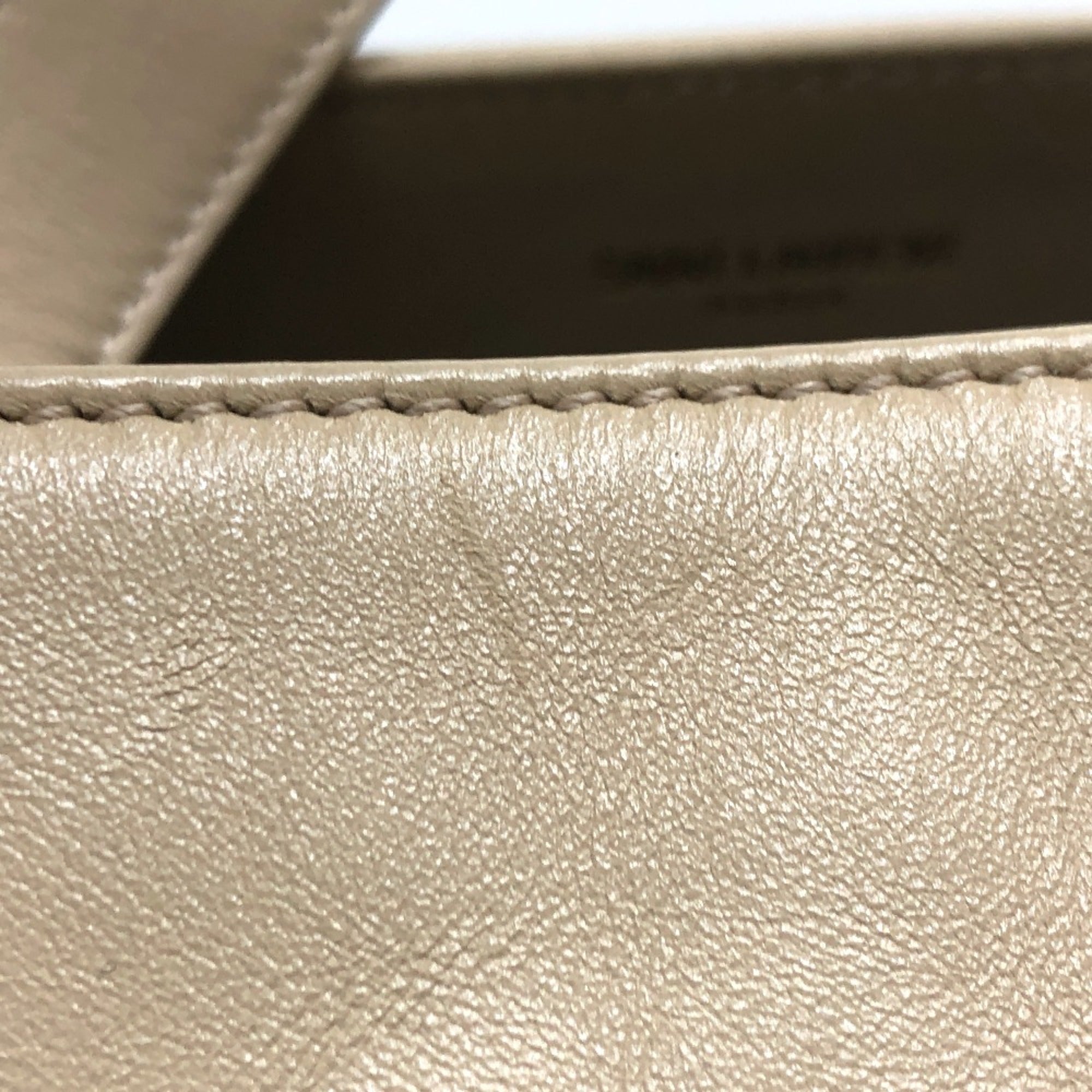 Saint Laurent Beige Leather Tote Bag (Pre-Owned)