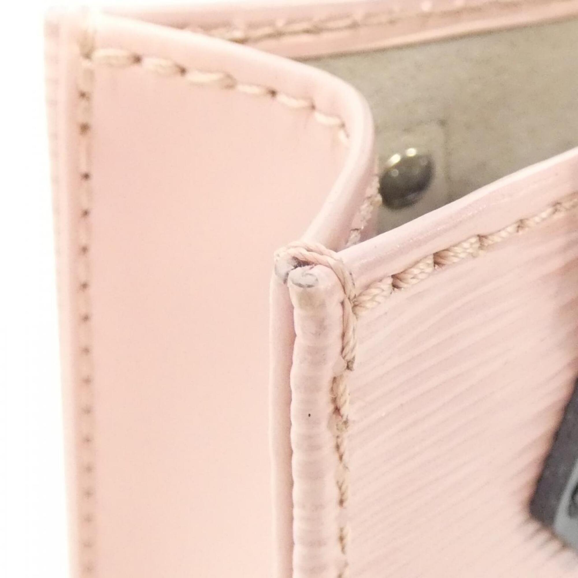 Louis Vuitton Pink Leather Shoulder Bag (Pre-Owned)