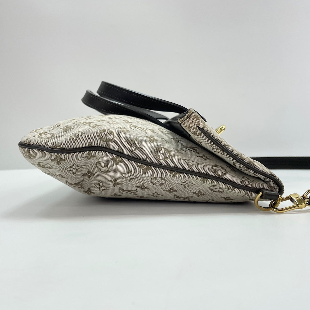 Louis Vuitton Khaki Tote Bag (Pre-Owned)